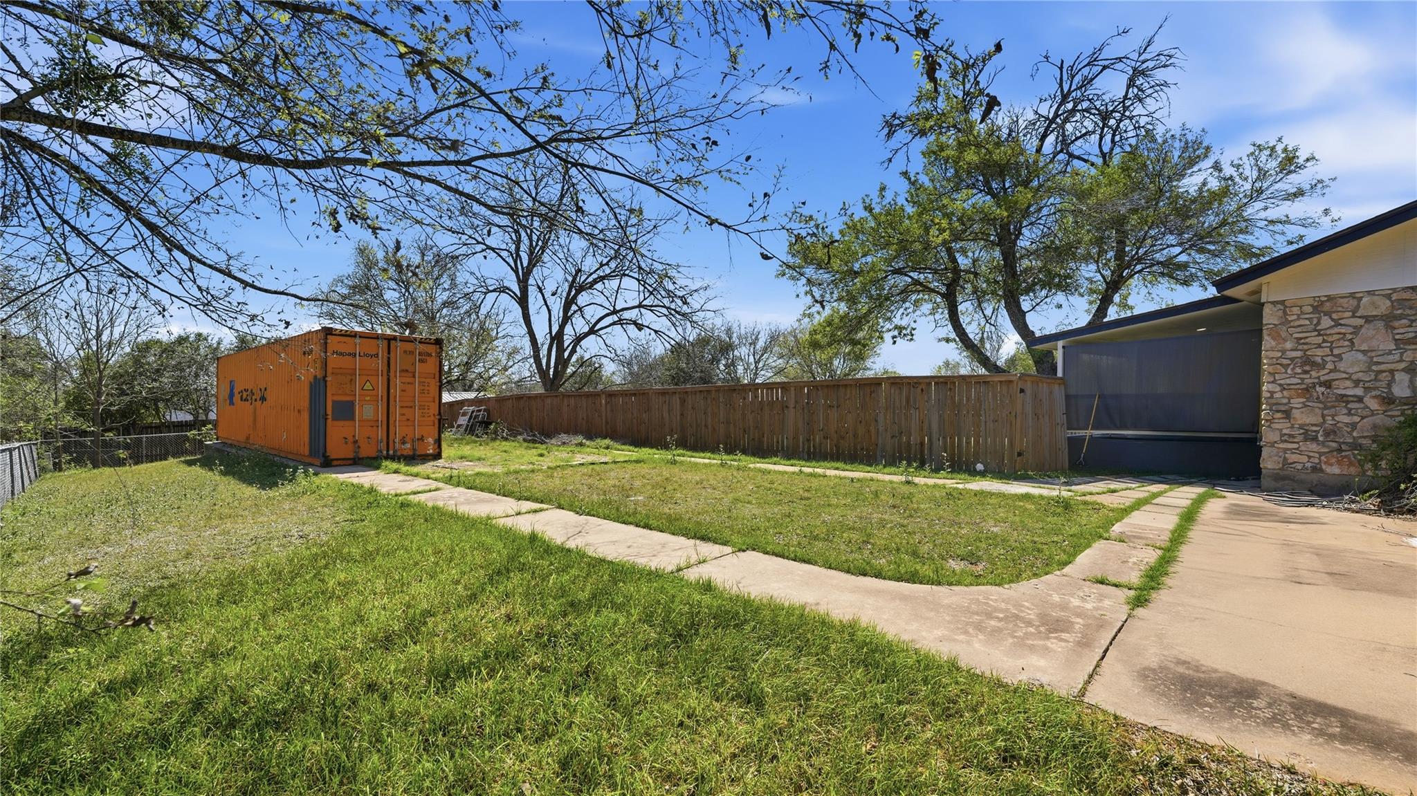 305 Whitetail Dr, Manchaca, TX 78652