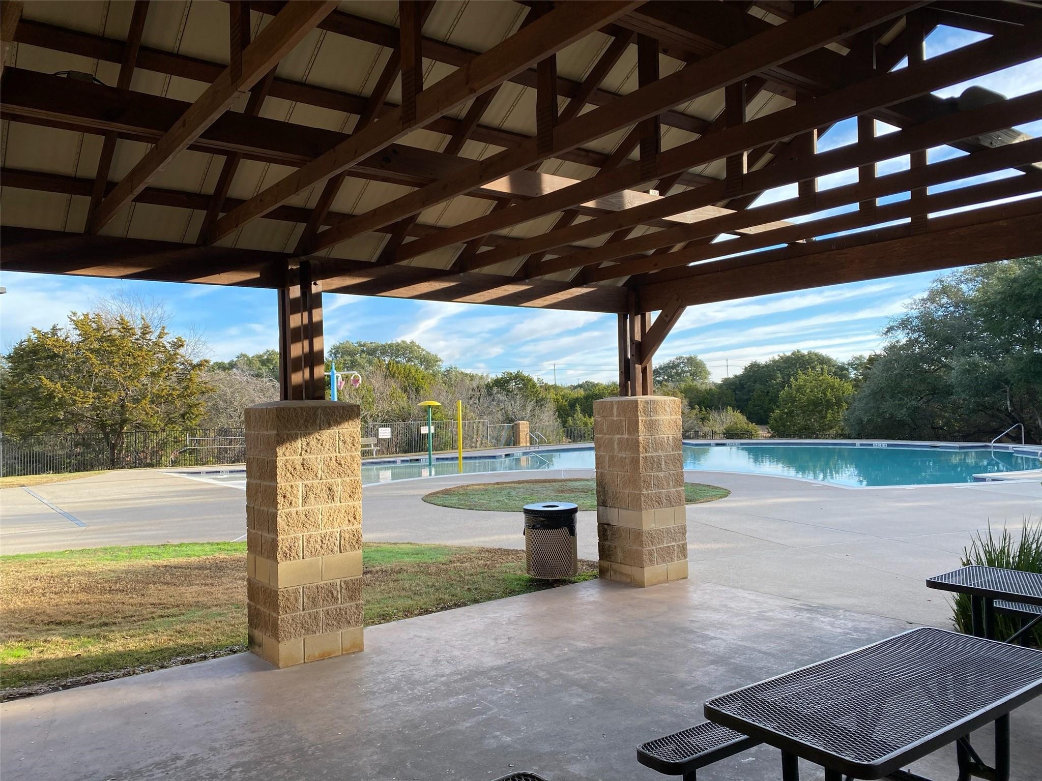 516 Lark St, Leander, TX 78641