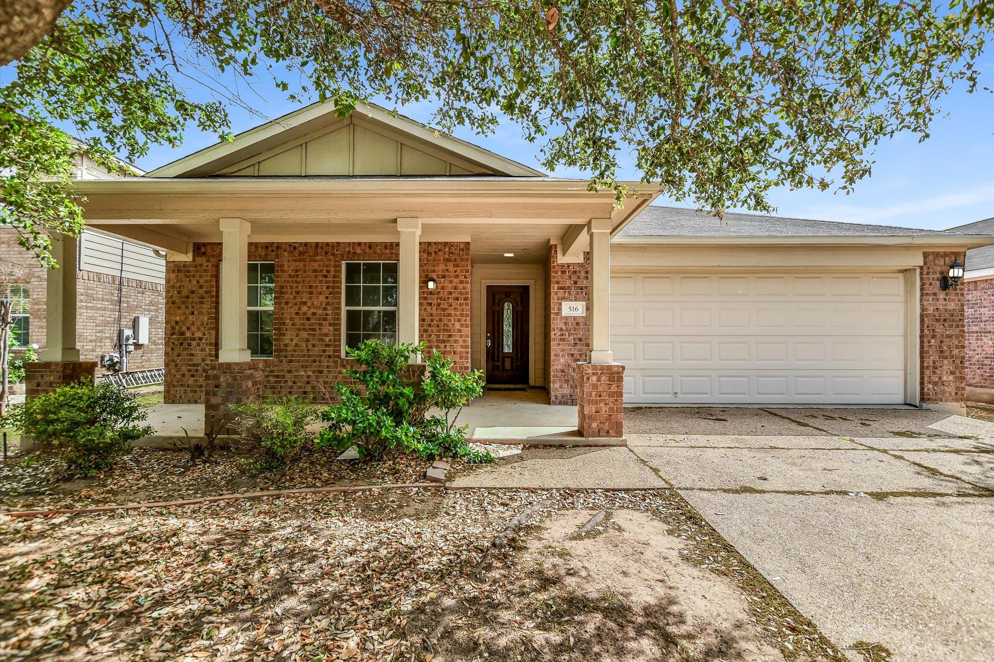 516 Lark St, Leander, TX 78641