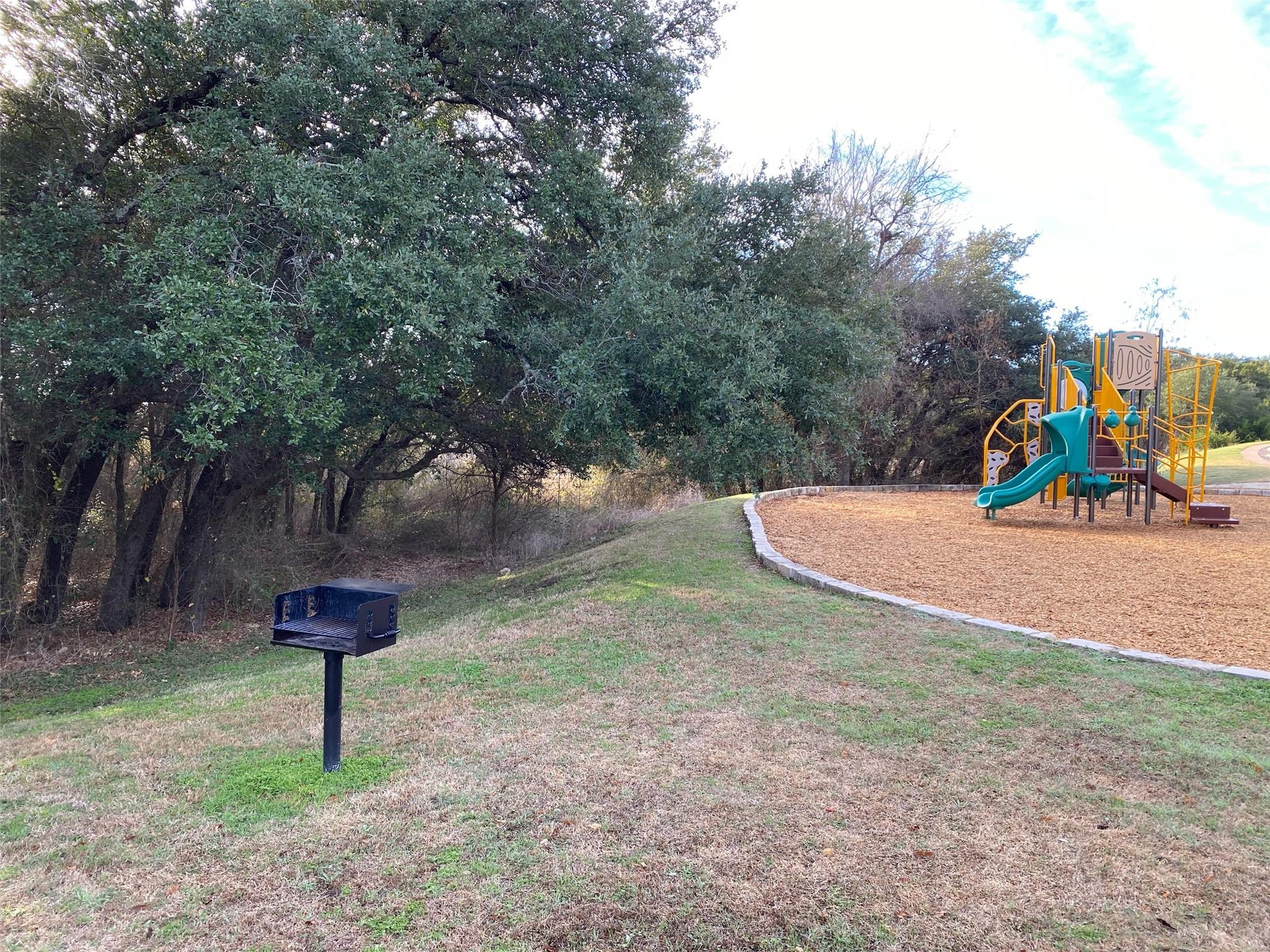 516 Lark St, Leander, TX 78641