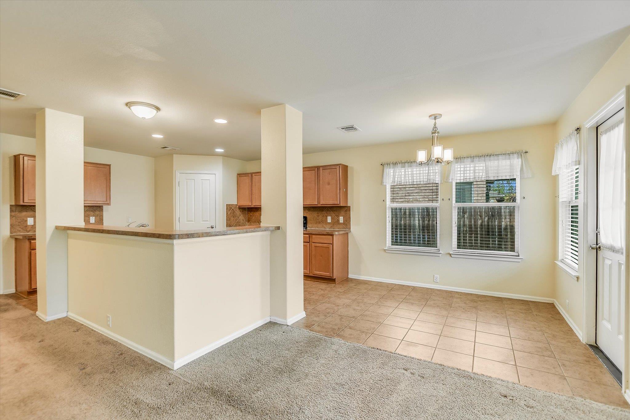 516 Lark St, Leander, TX 78641