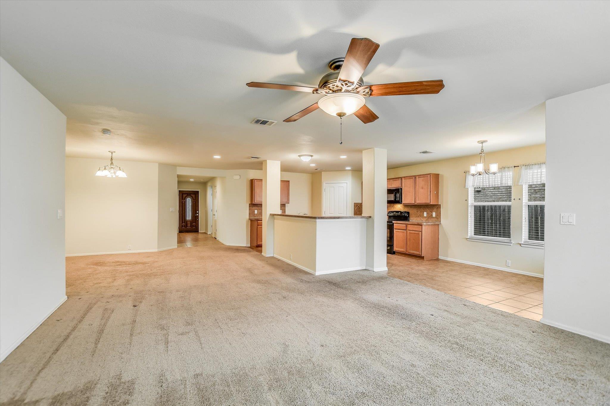 516 Lark St, Leander, TX 78641