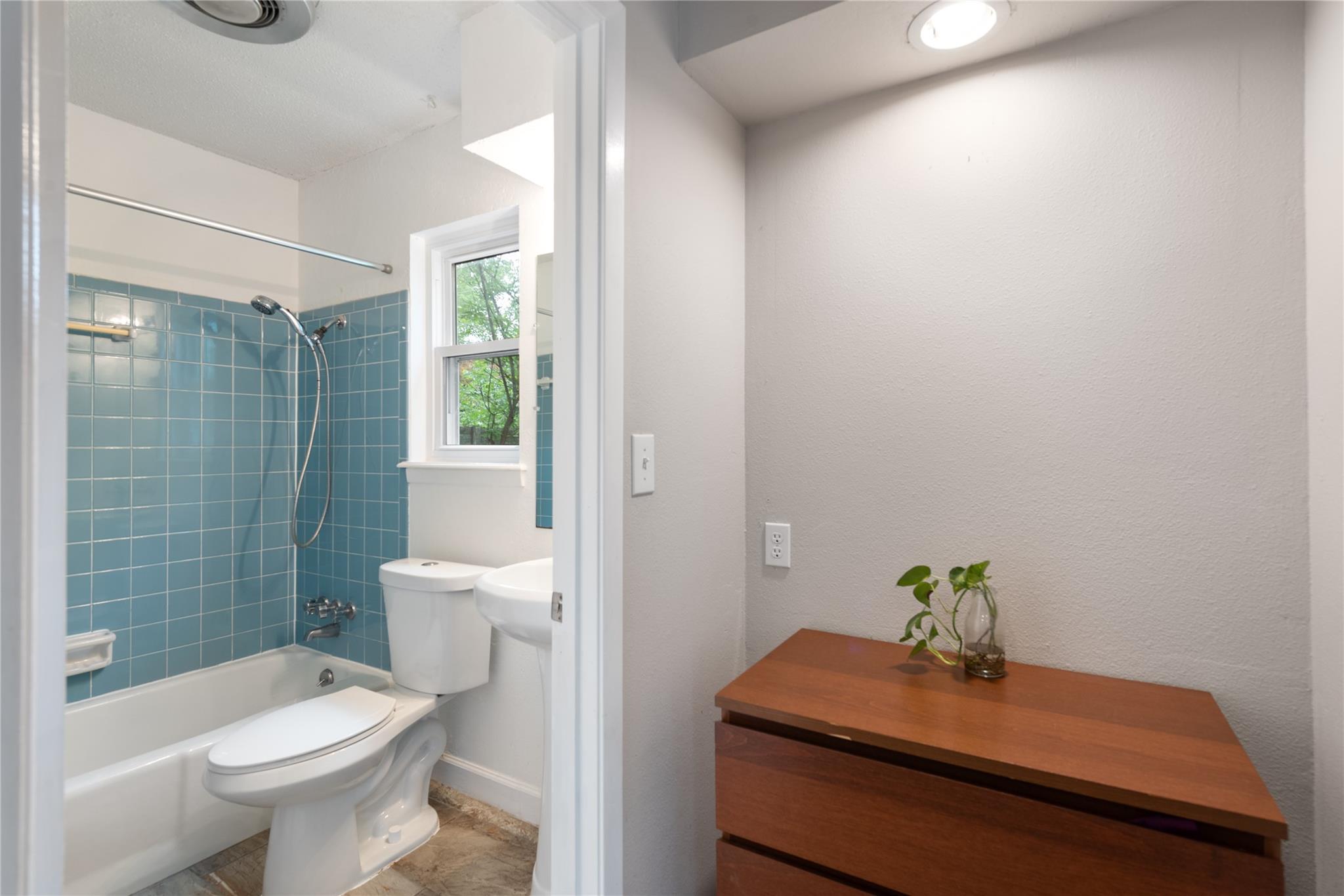 5504 Cordell Ln, Austin, TX 78723