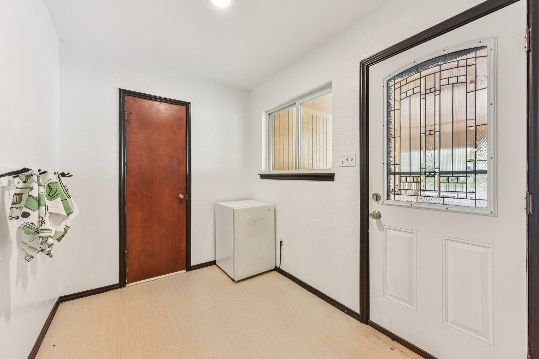 504 Buckaroo Trl, Buda, TX 78610