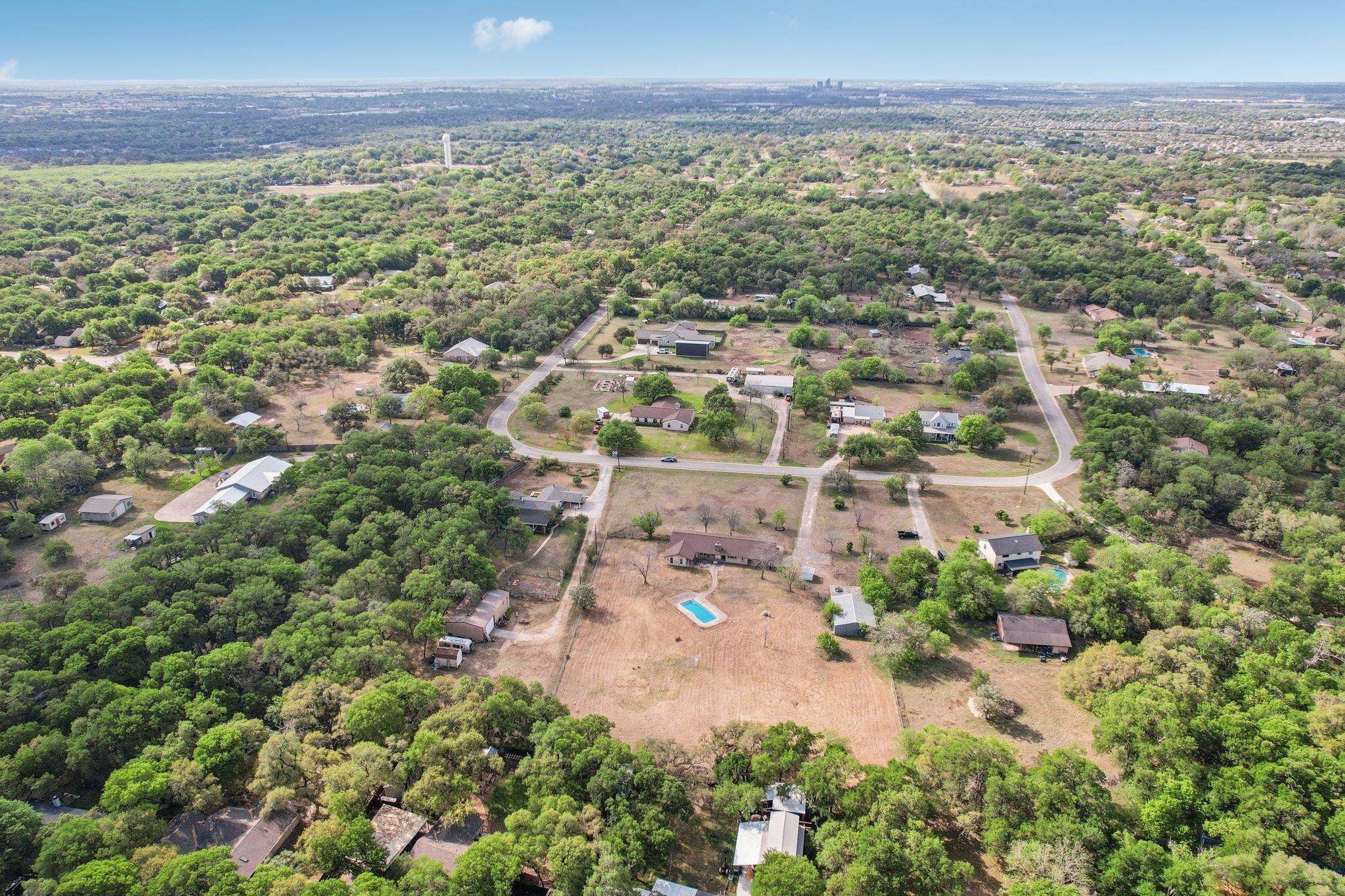 504 Buckaroo Trl, Buda, TX 78610