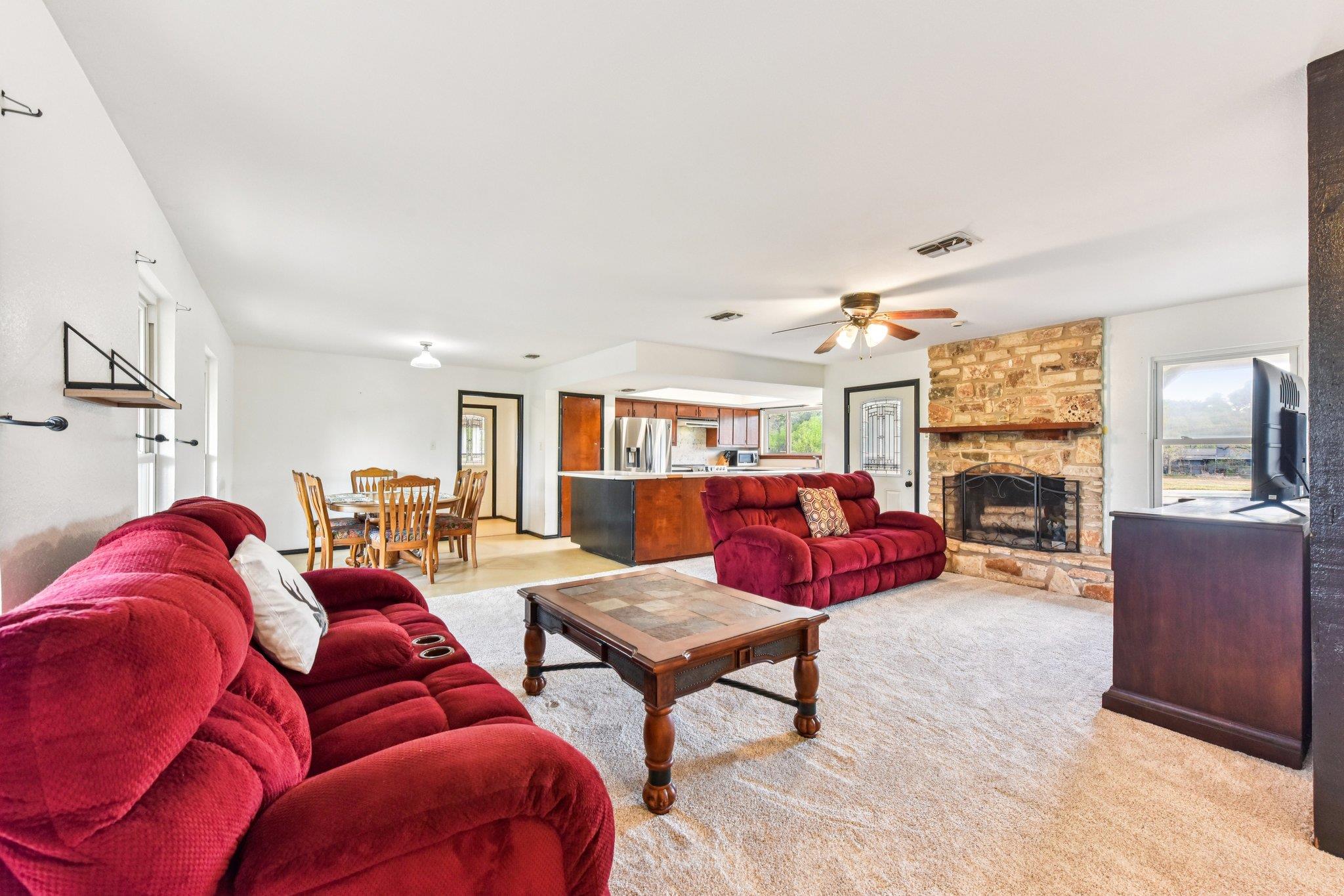 504 Buckaroo Trl, Buda, TX 78610