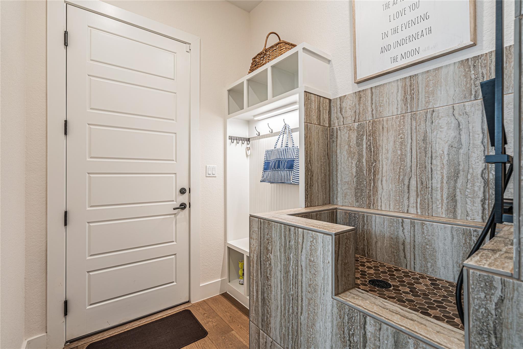 101 Belforte Blvd, Horseshoe Bay, TX 78657