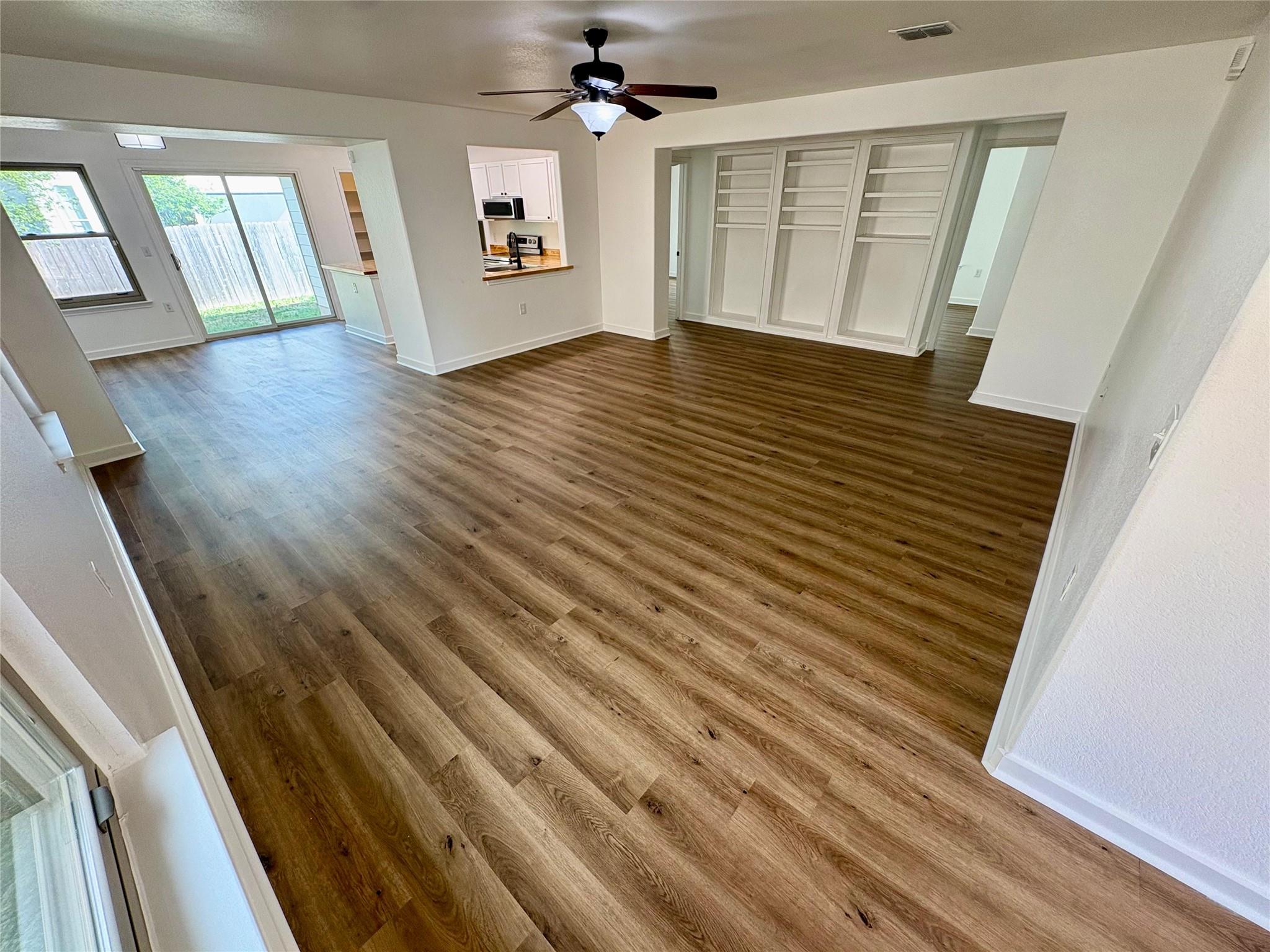 8003 Bannock Ln, Austin, TX 78747