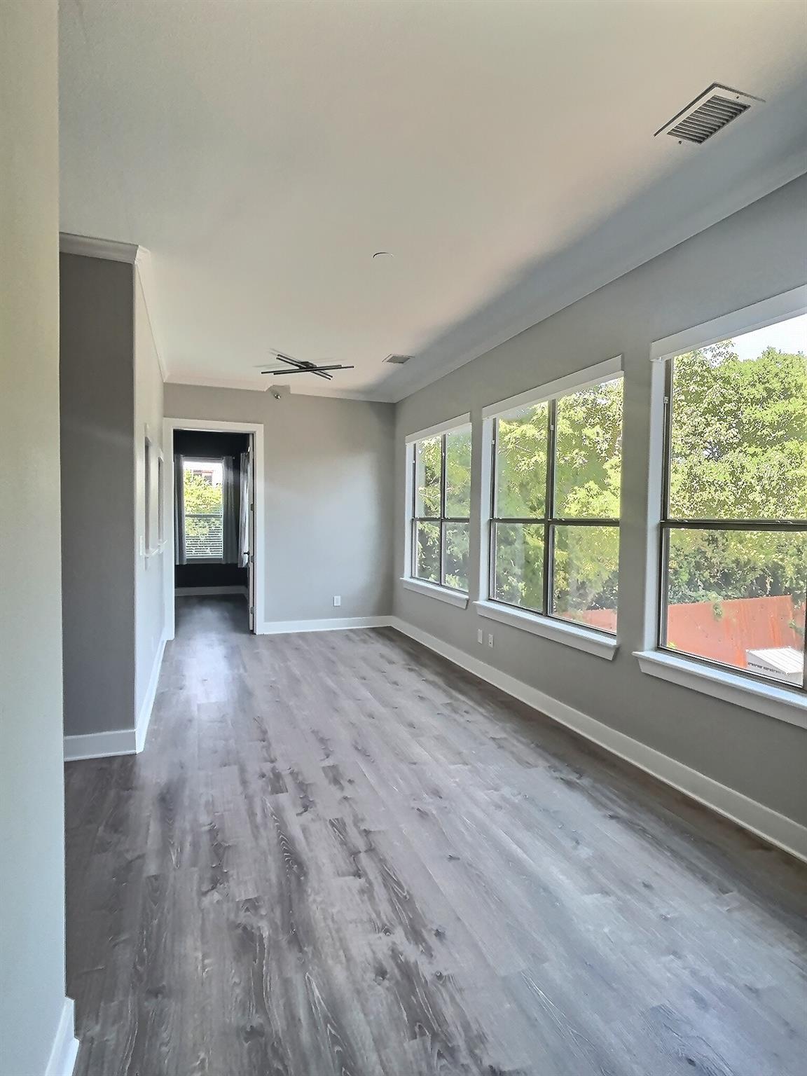 2216 Thornton Rd # 421, Austin, TX 78704