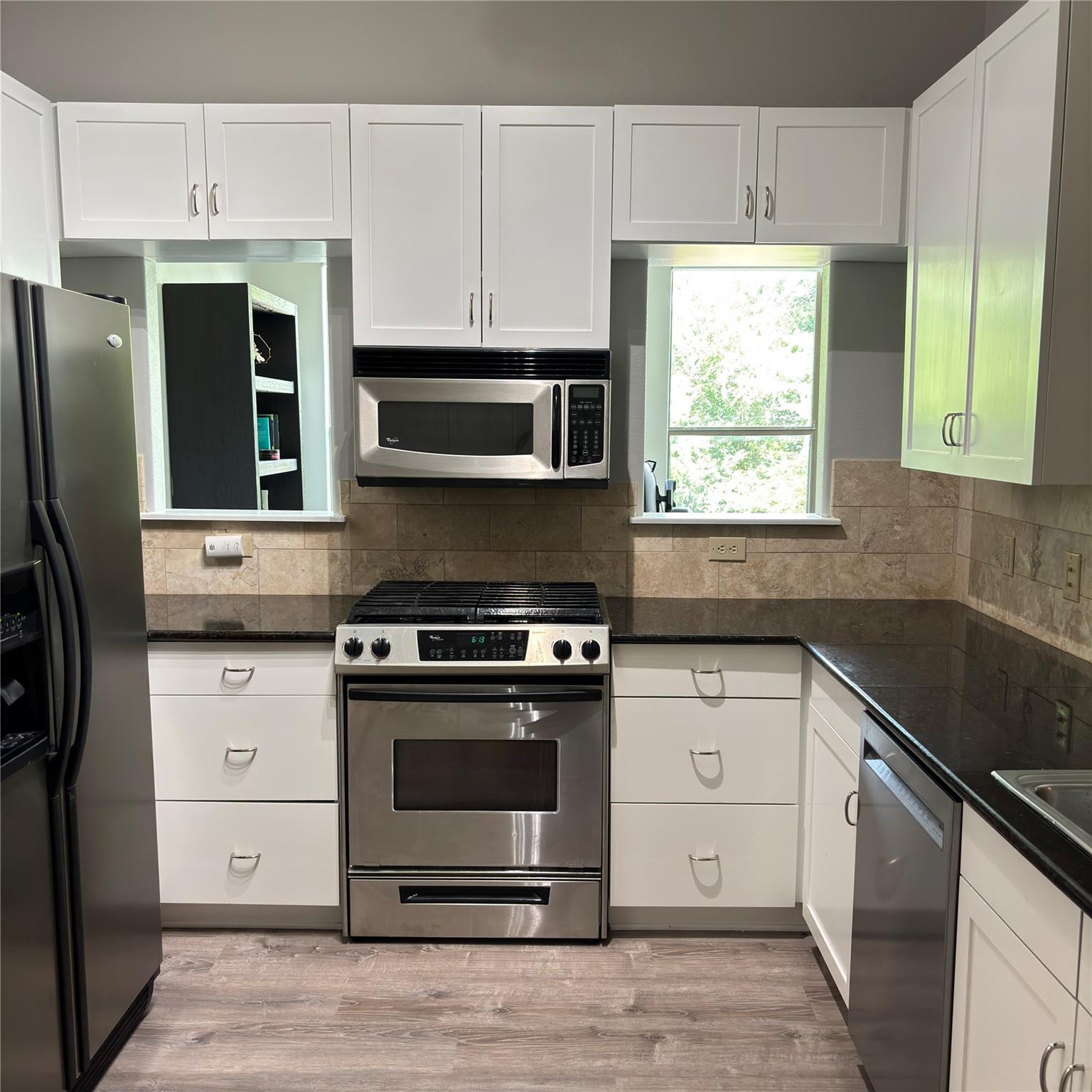 2216 Thornton Rd # 421, Austin, TX 78704