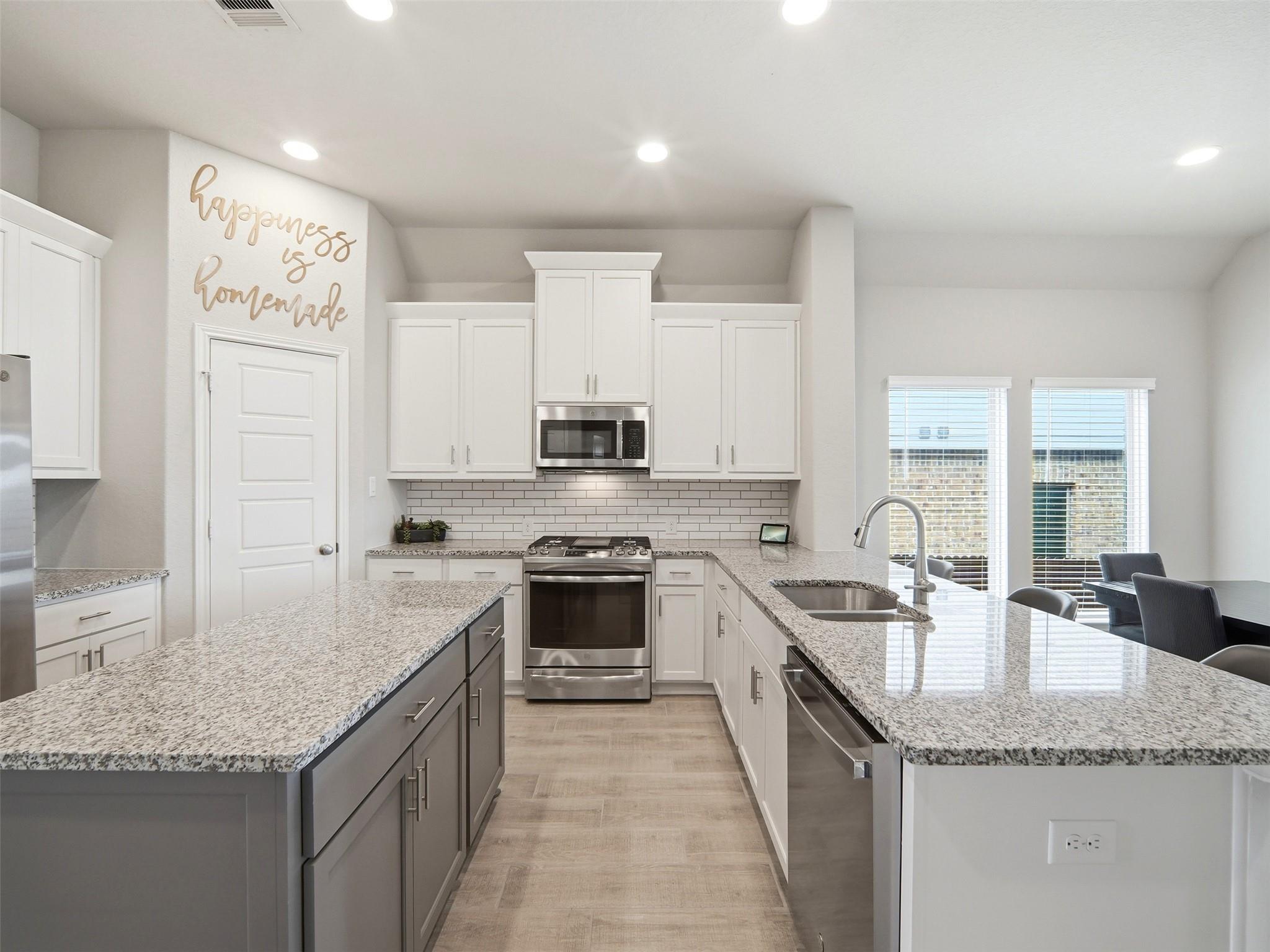 2122 Elysian Trl, San Antonio, TX 78253