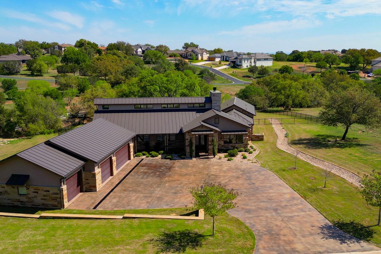 128 Westgate Loop, Horseshoe Bay, TX 78657