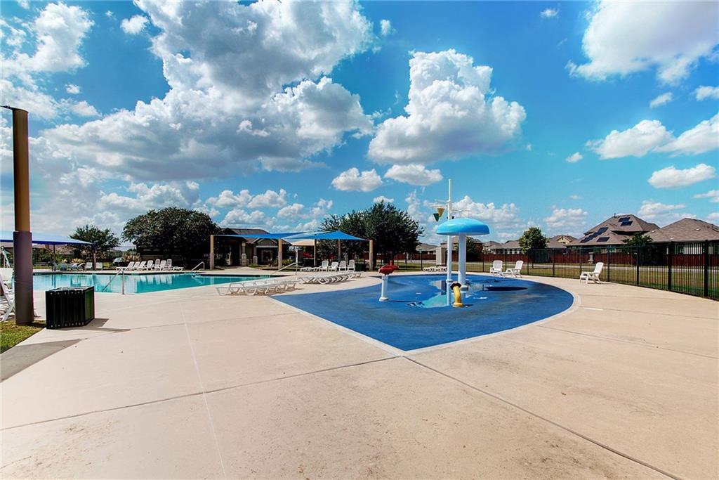 18528 Blue Pond Dr, Pflugerville, TX 78660