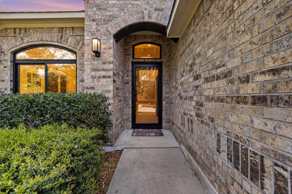 18528 Blue Pond Dr, Pflugerville, TX 78660