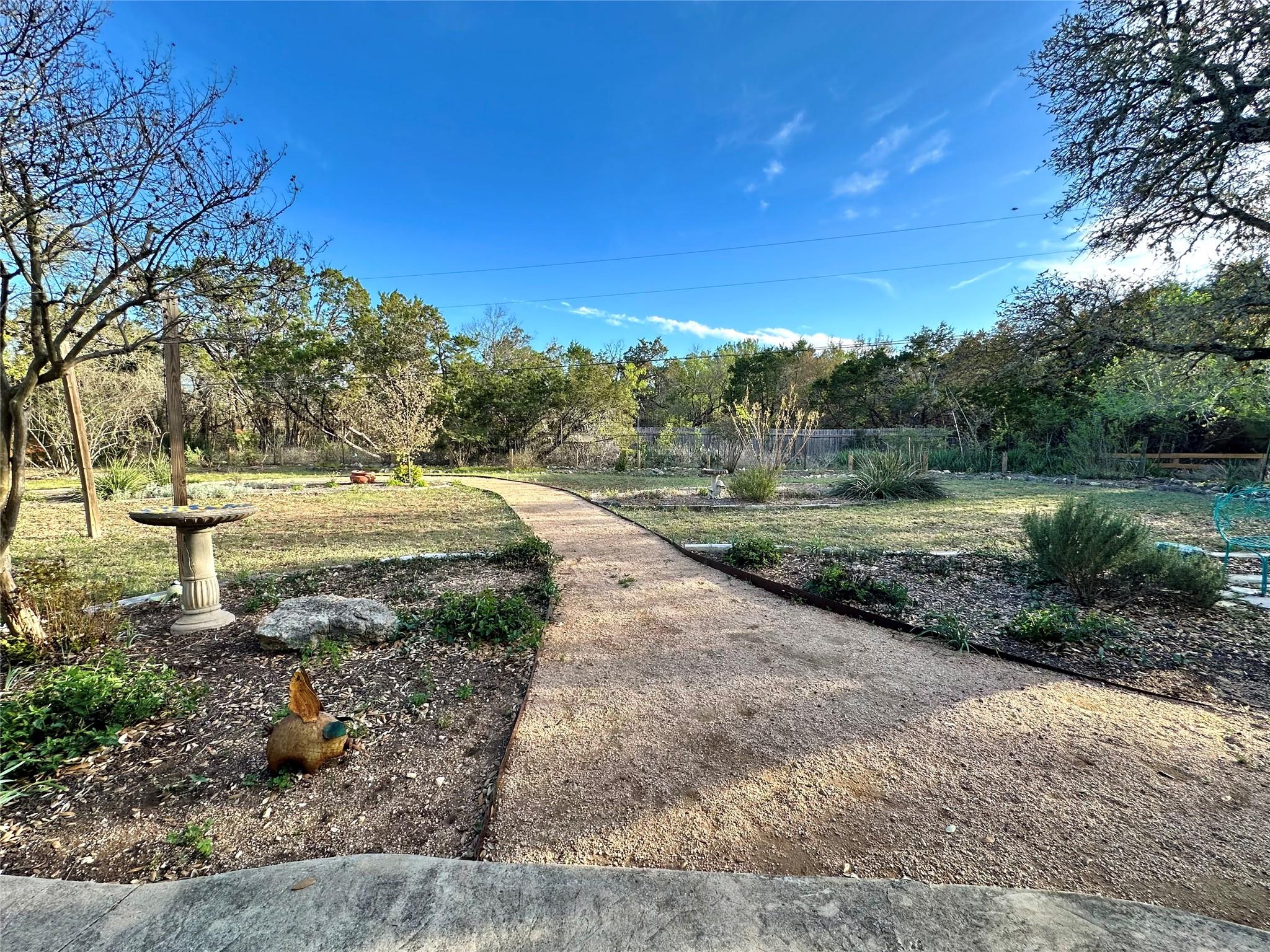 29 Presidio Rd, Wimberley, TX 78676