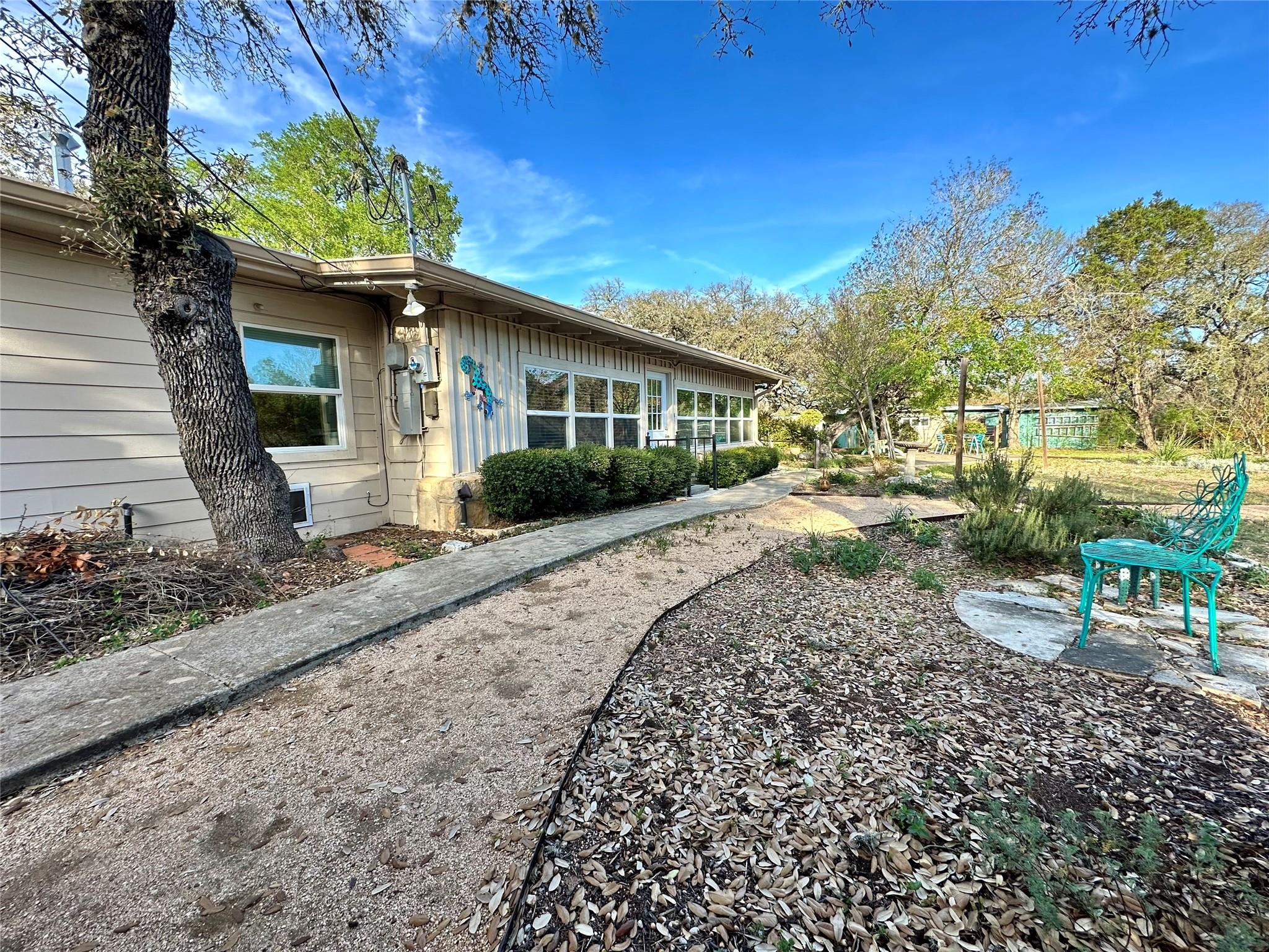 29 Presidio Rd, Wimberley, TX 78676