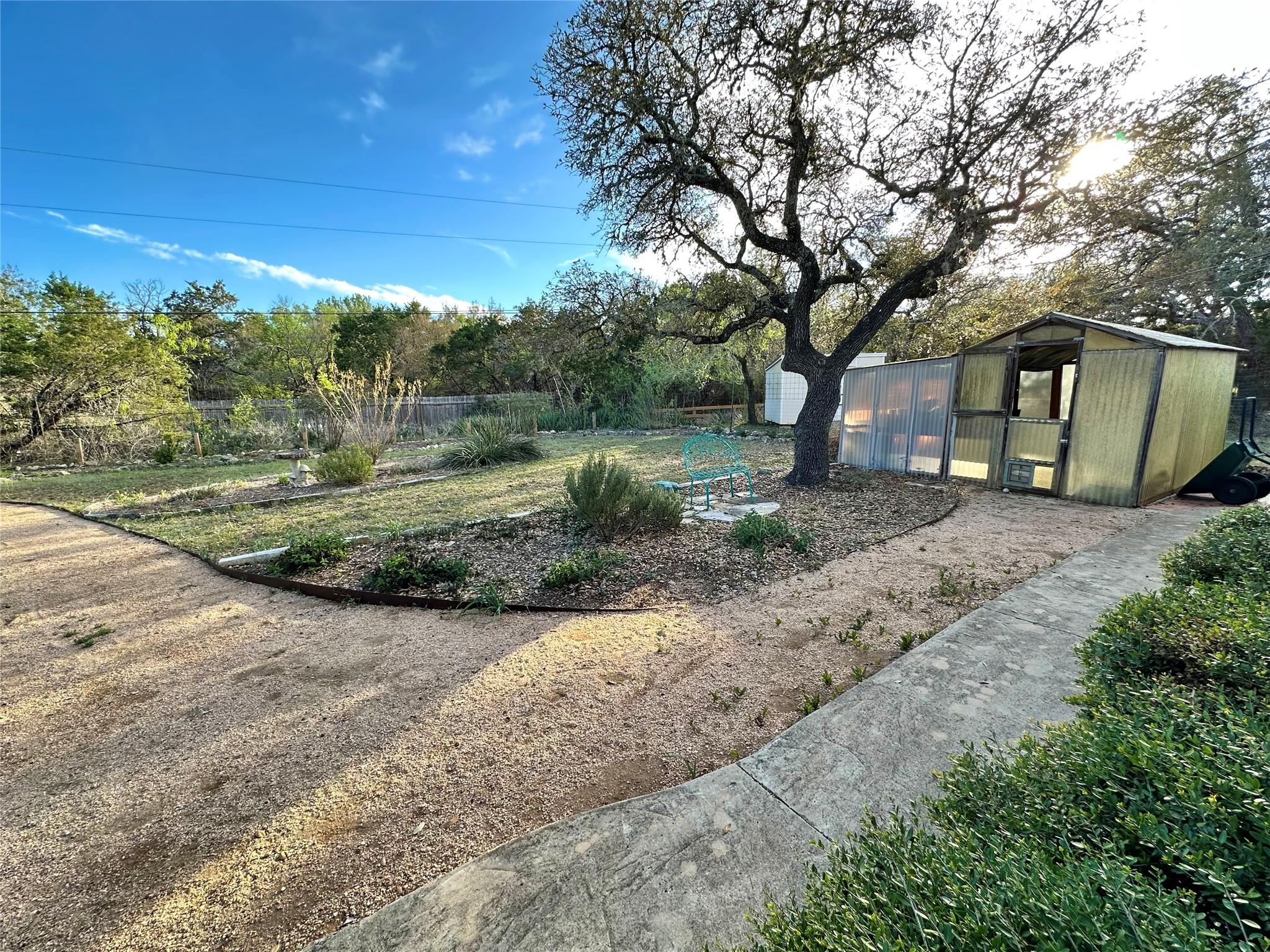 29 Presidio Rd, Wimberley, TX 78676