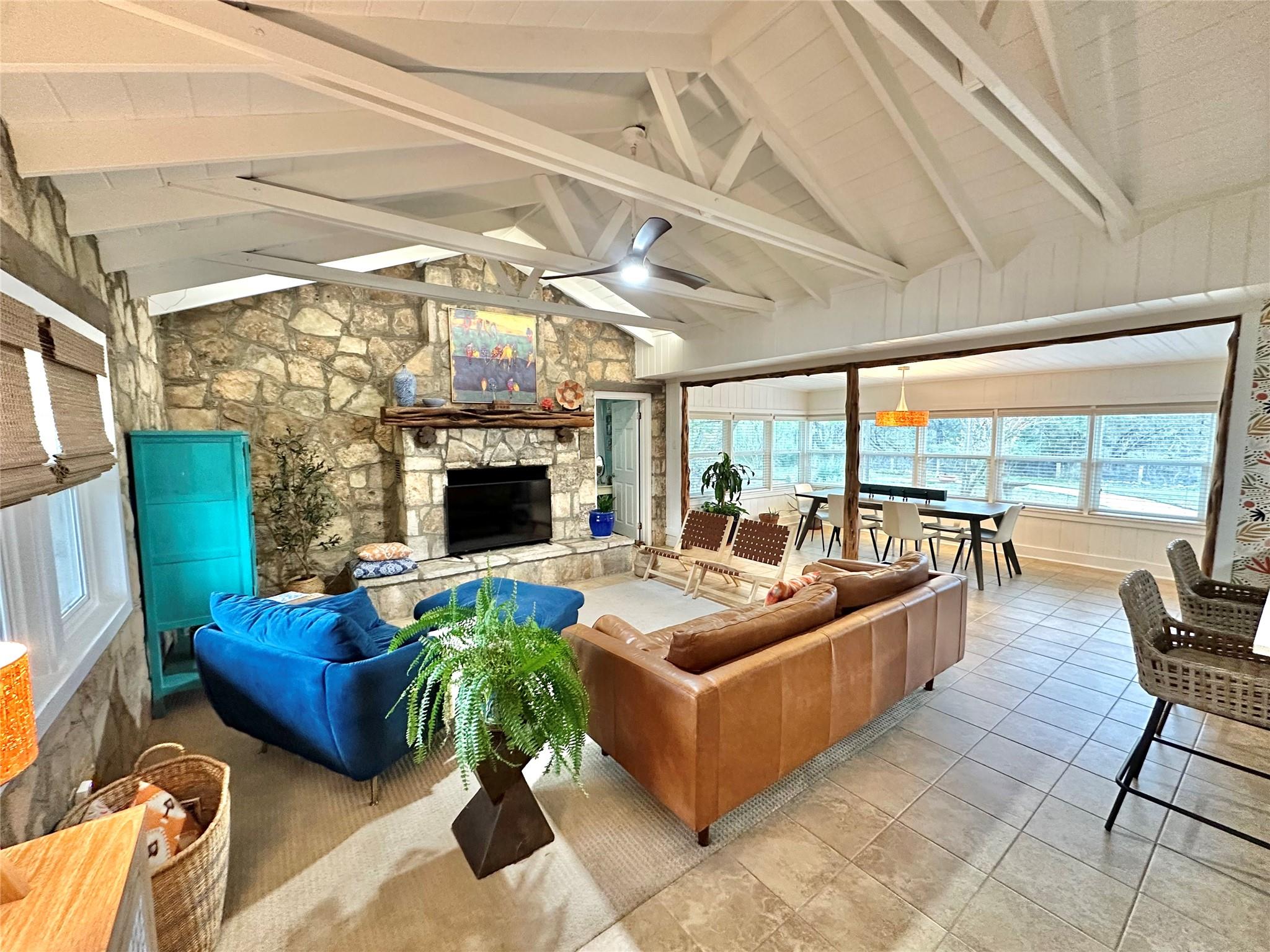 29 Presidio Rd, Wimberley, TX 78676