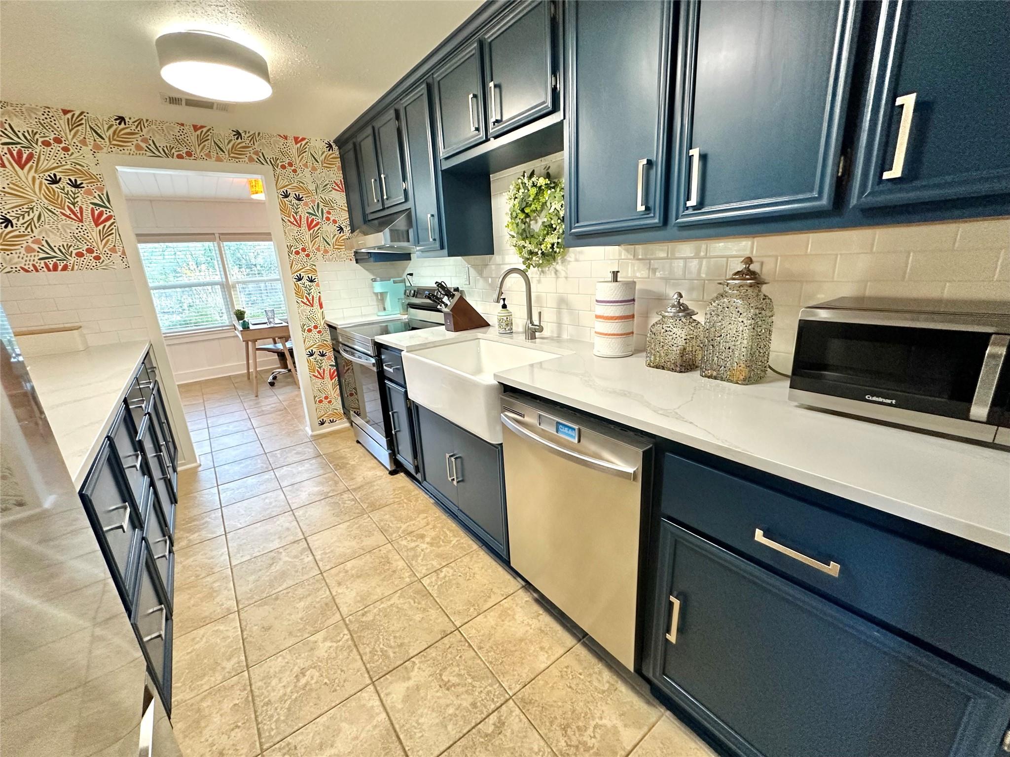 29 Presidio Rd, Wimberley, TX 78676