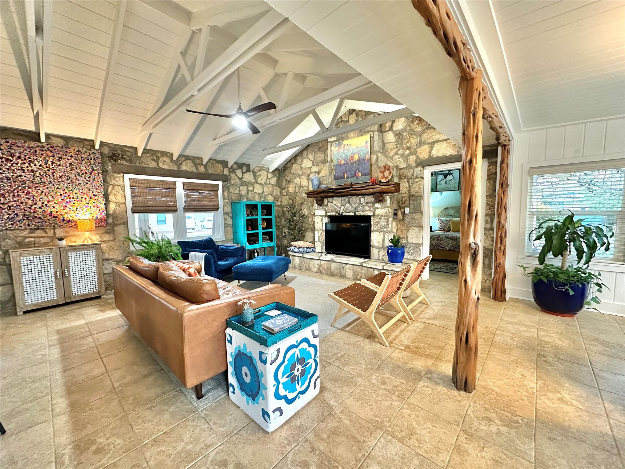 29 Presidio Rd, Wimberley, TX 78676