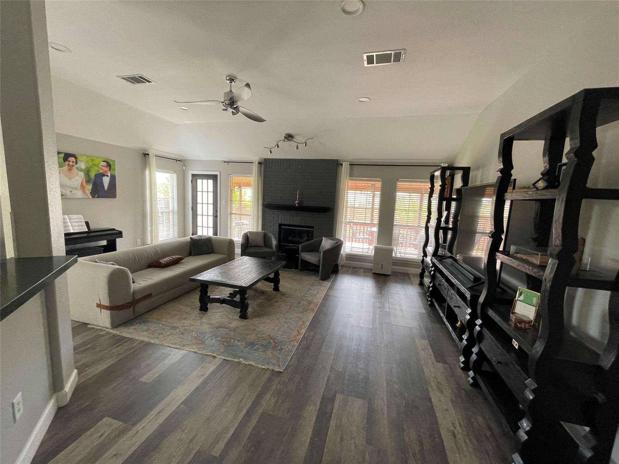 3023 Bent Tree Loop, Round Rock, TX 78681