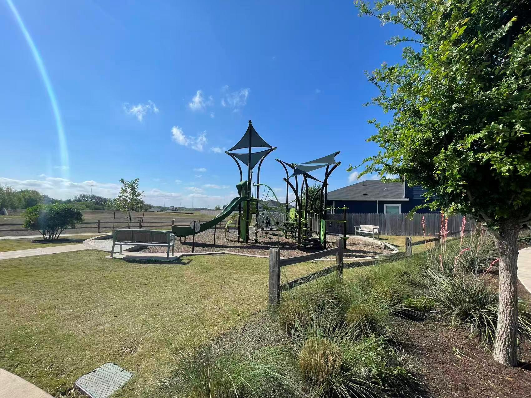 141 Mammoth Dr, Kyle, TX 78640