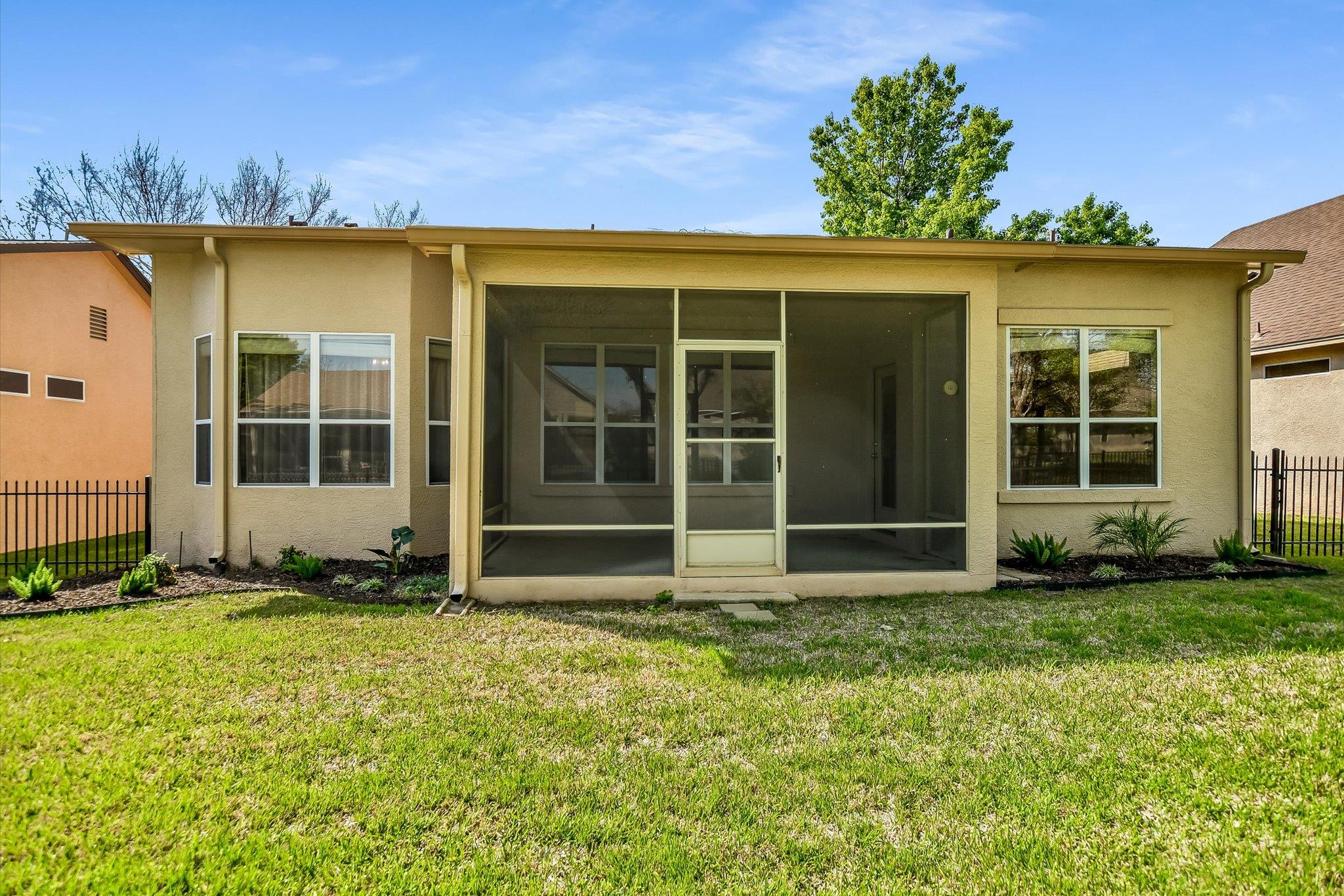 112 Bluebell Dr, Georgetown, TX 78633