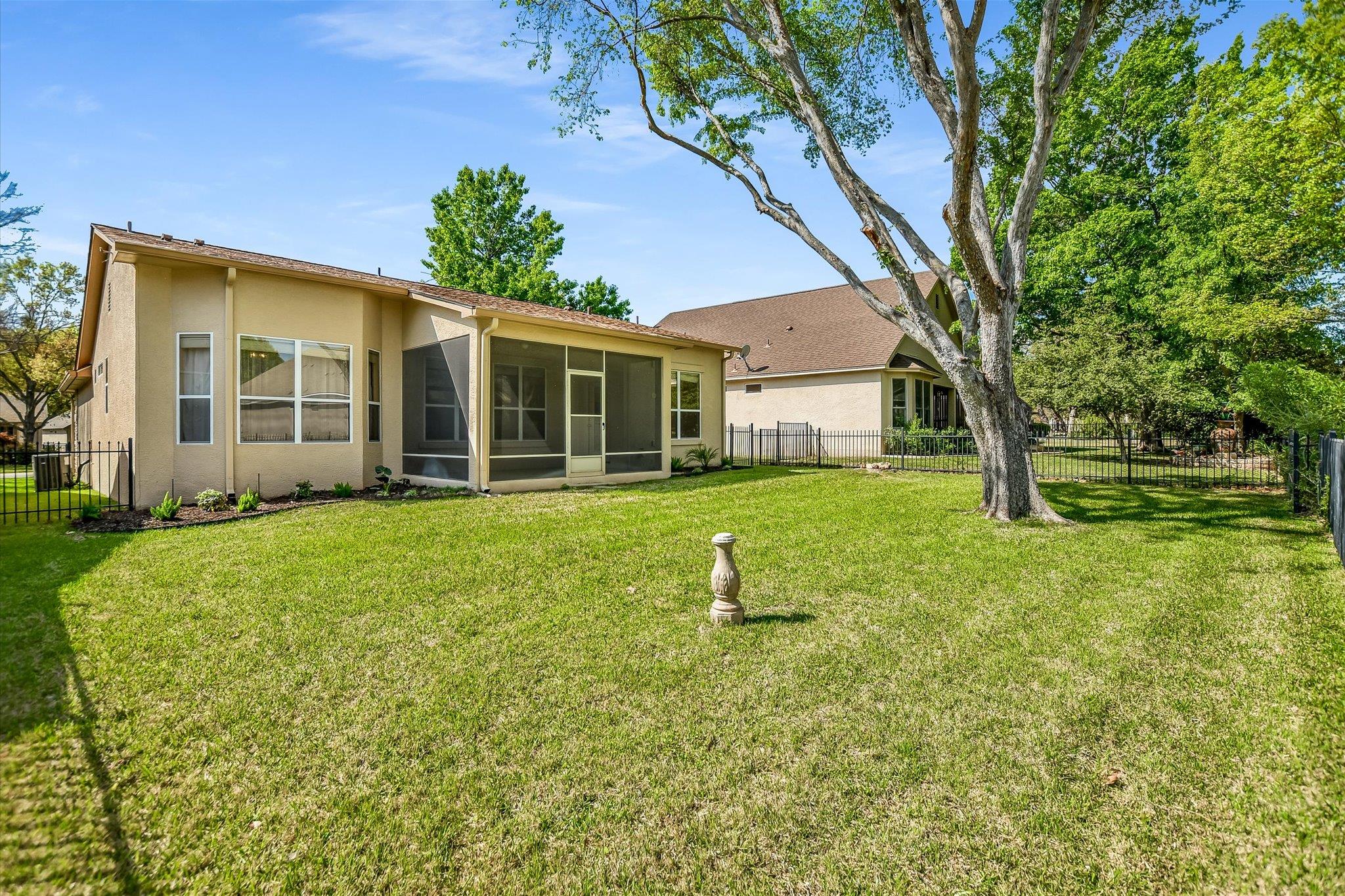 112 Bluebell Dr, Georgetown, TX 78633