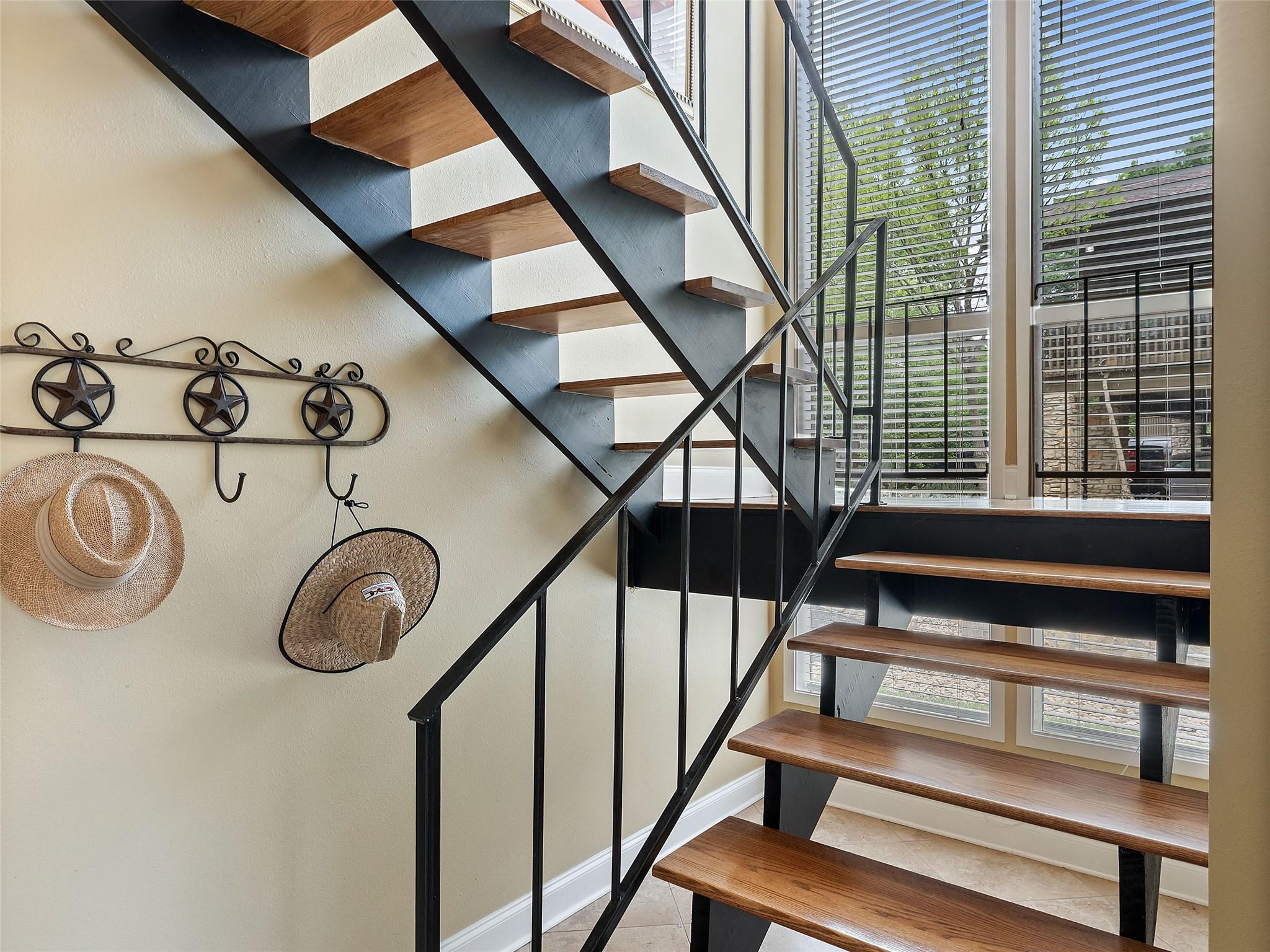 23 Stoney Creek Cv, Lakeway, TX 78734