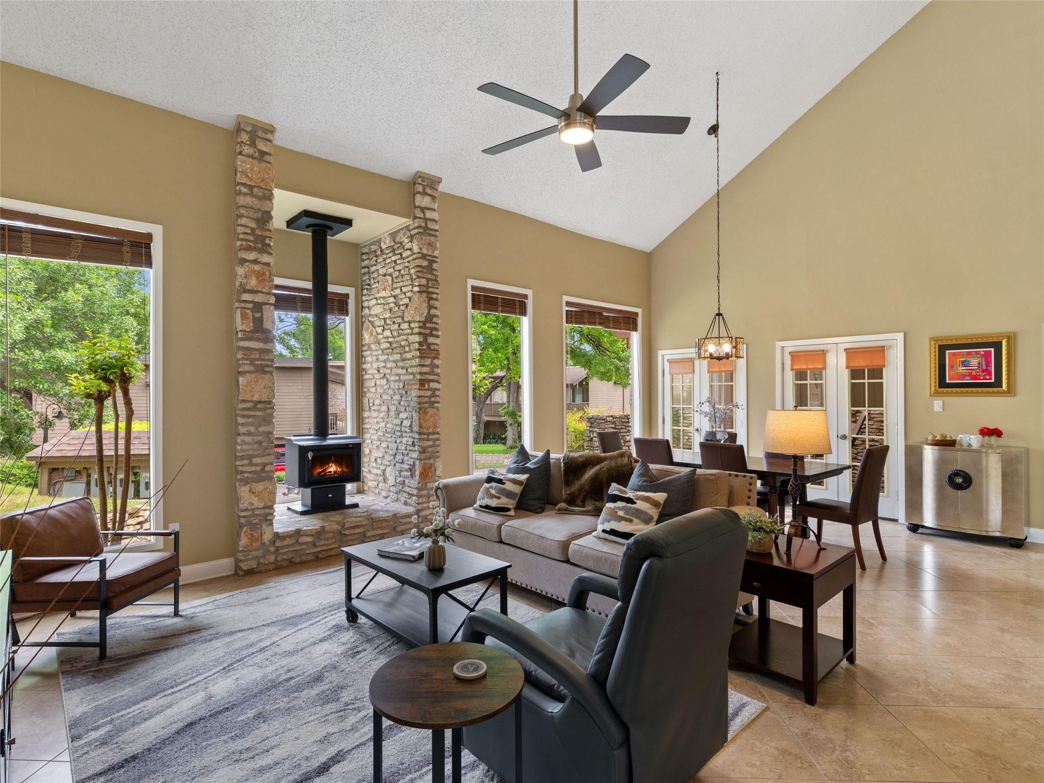 23 Stoney Creek Cv, Lakeway, TX 78734