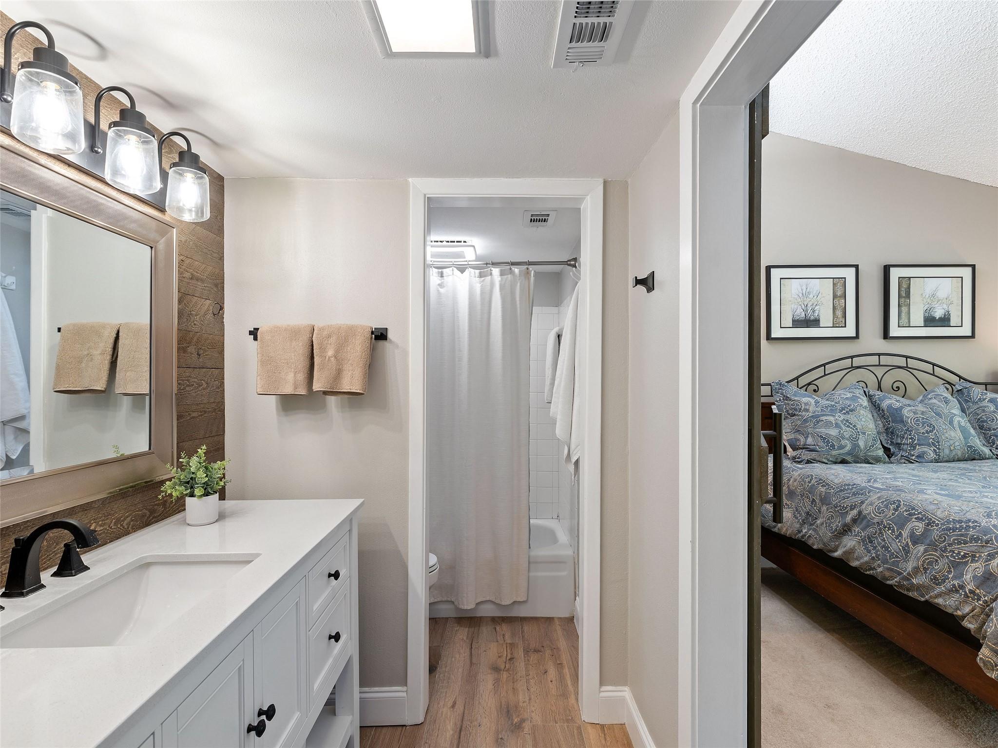 23 Stoney Creek Cv, Lakeway, TX 78734