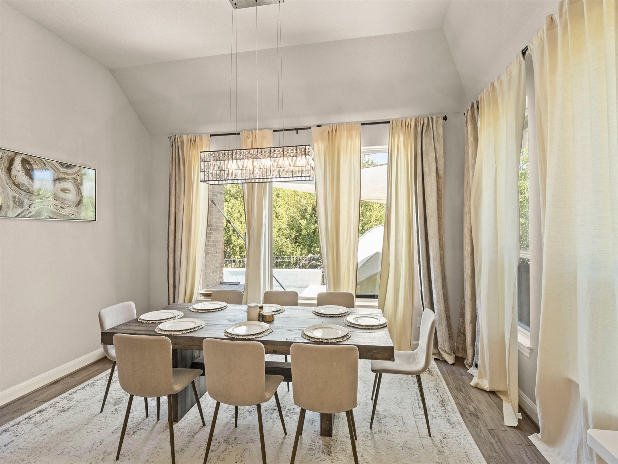 5304 Via Besso Dr, Bee Cave, TX 78738