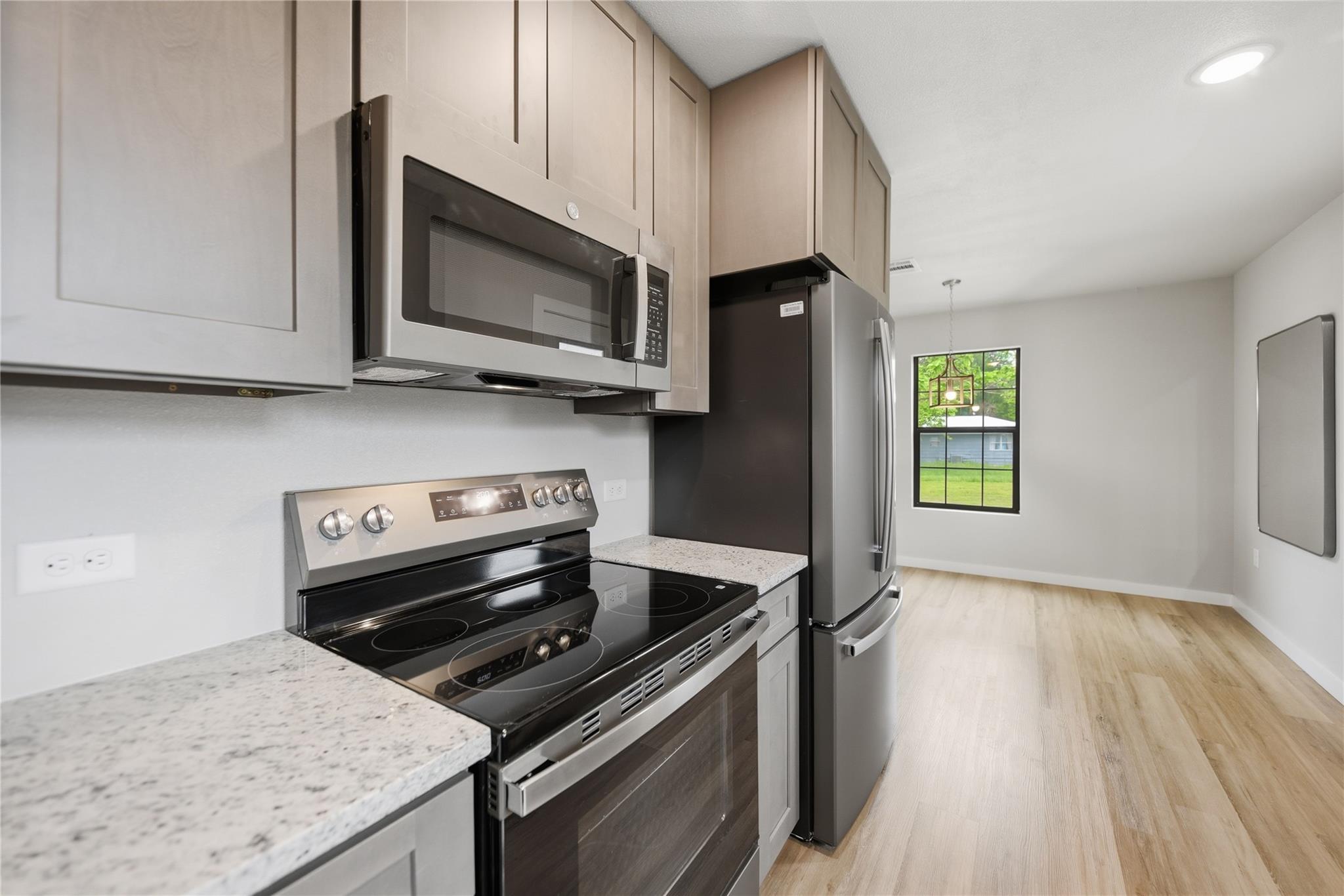 700 Rice St, Rockdale, TX 76567