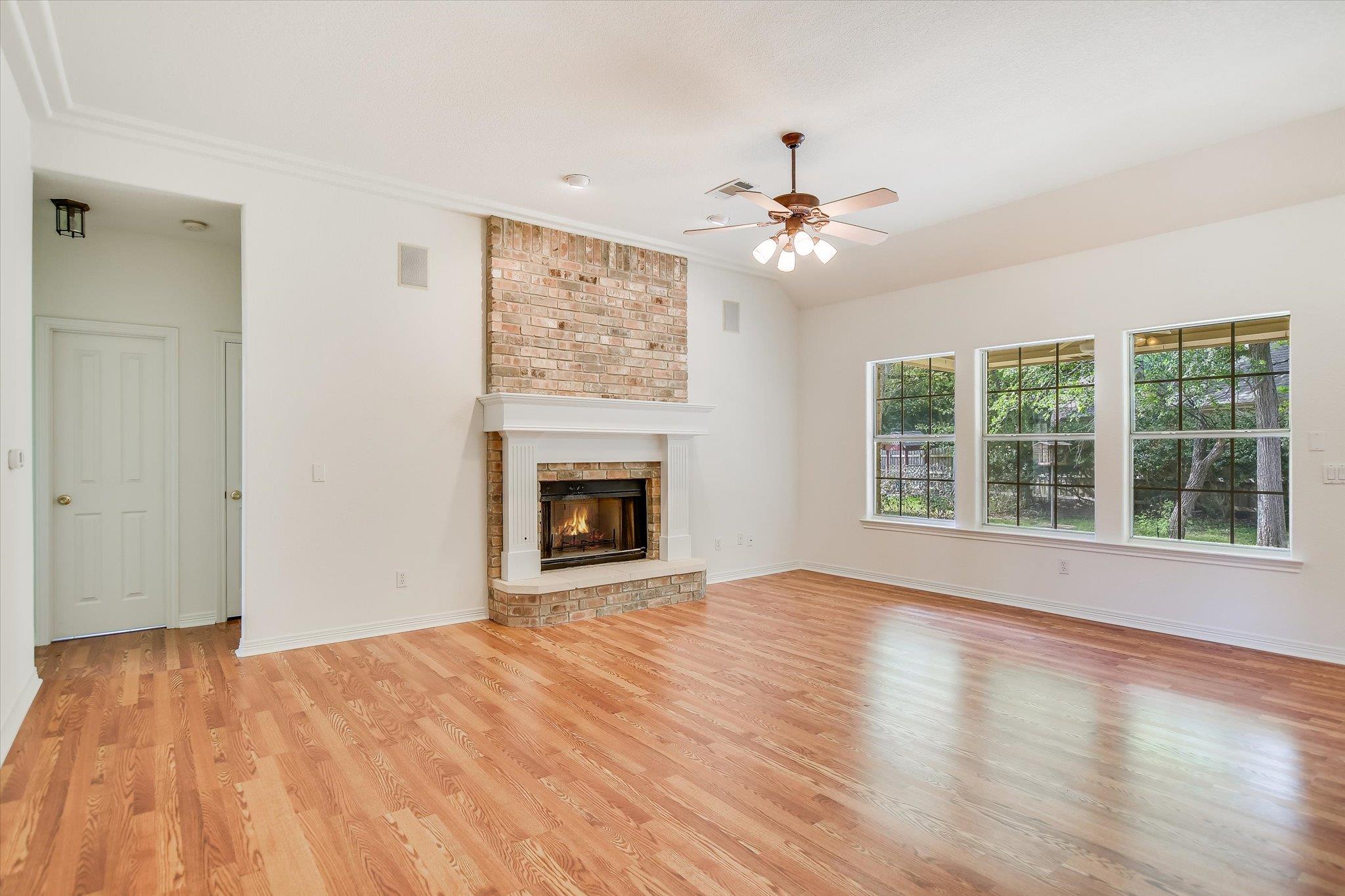 109 Stacey Ln, Georgetown, TX 78628