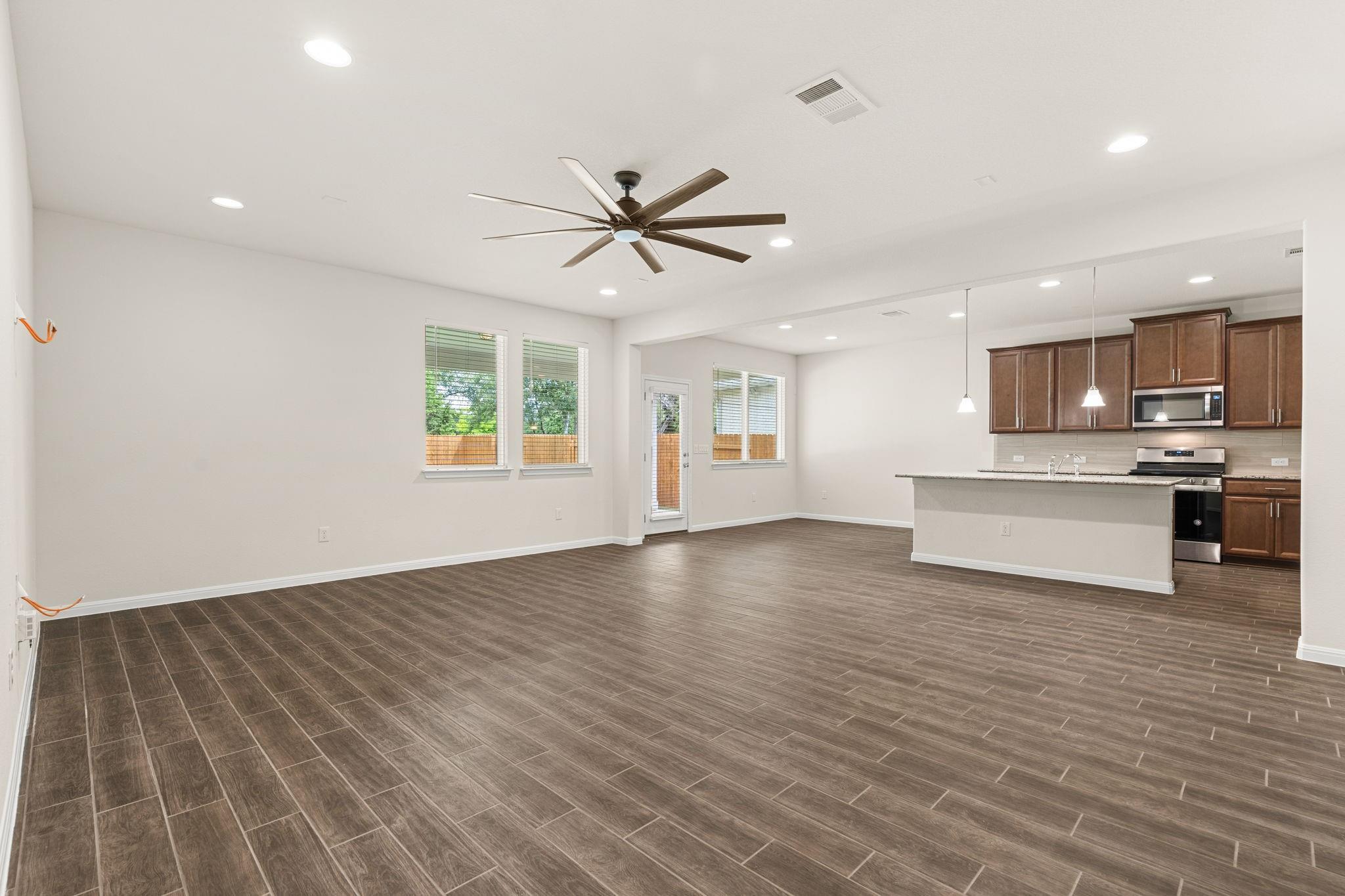 4512 Arques Ave, Round Rock, TX 78681