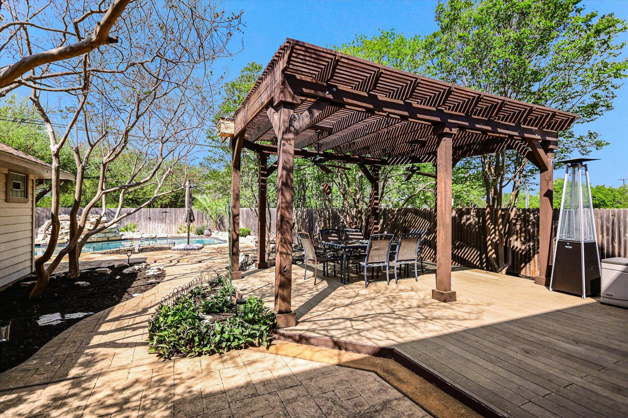 8925 Joachim Ln, Austin, TX 78717