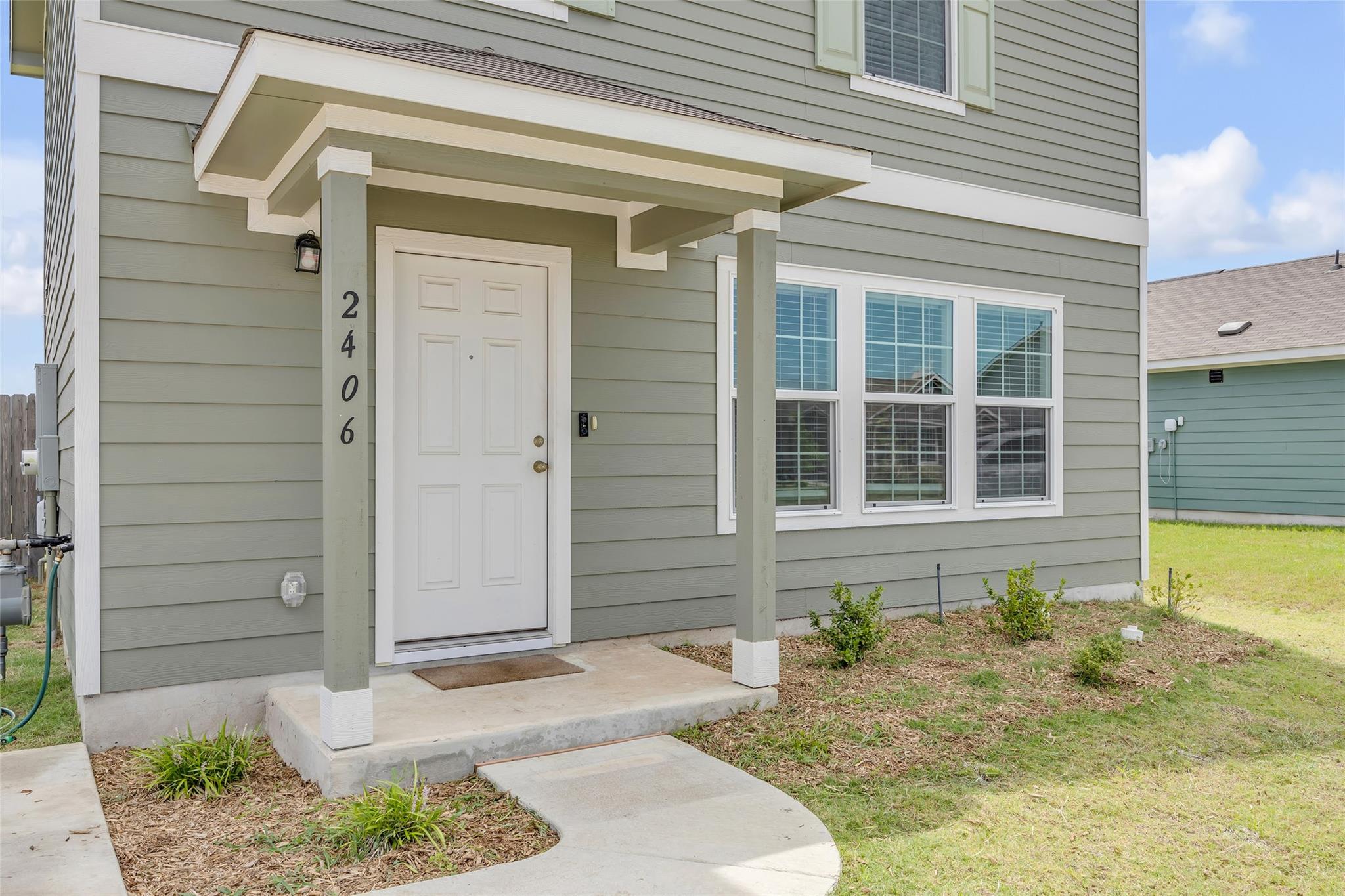 2406 Windrow Ln, Lockhart, TX 78644