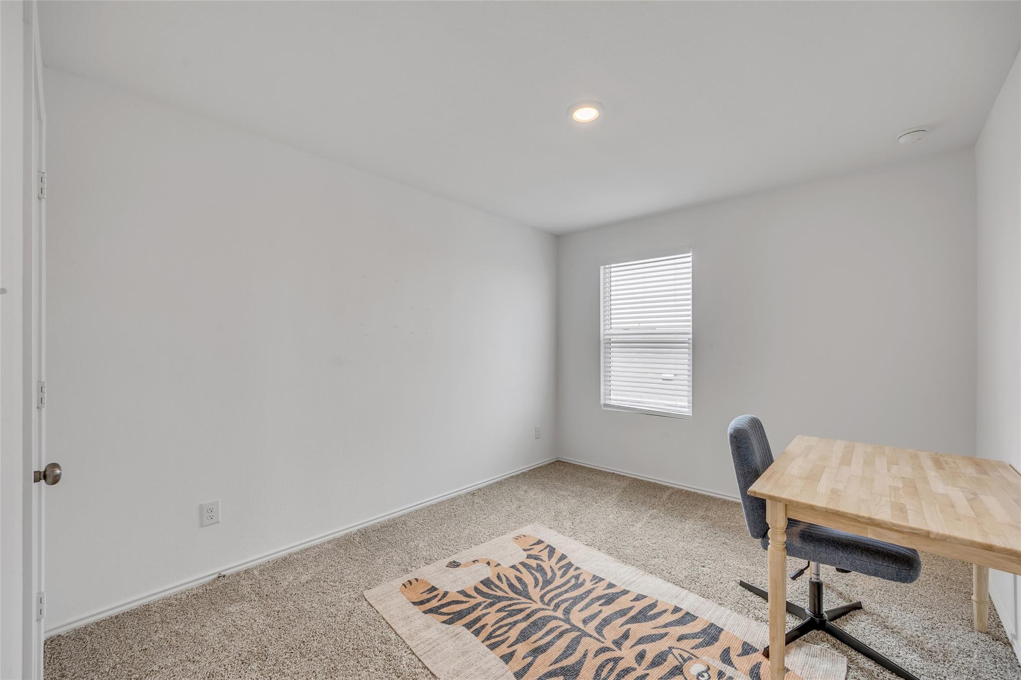 2406 Windrow Ln, Lockhart, TX 78644