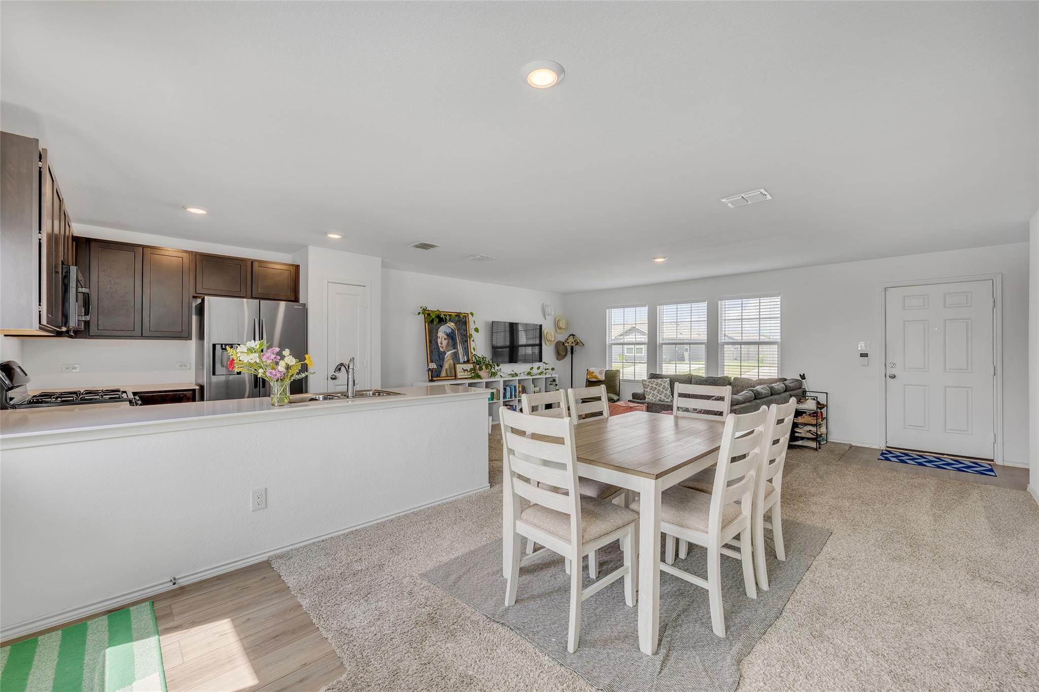 2406 Windrow Ln, Lockhart, TX 78644