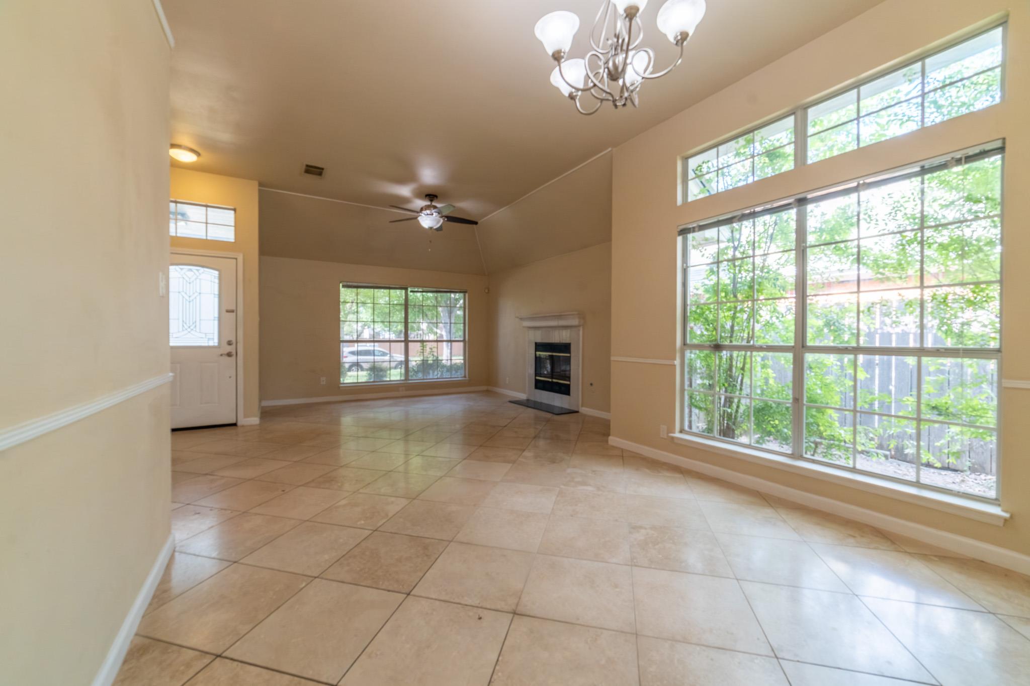 8412 HILL ROCK Dr, Round Rock, TX 78681