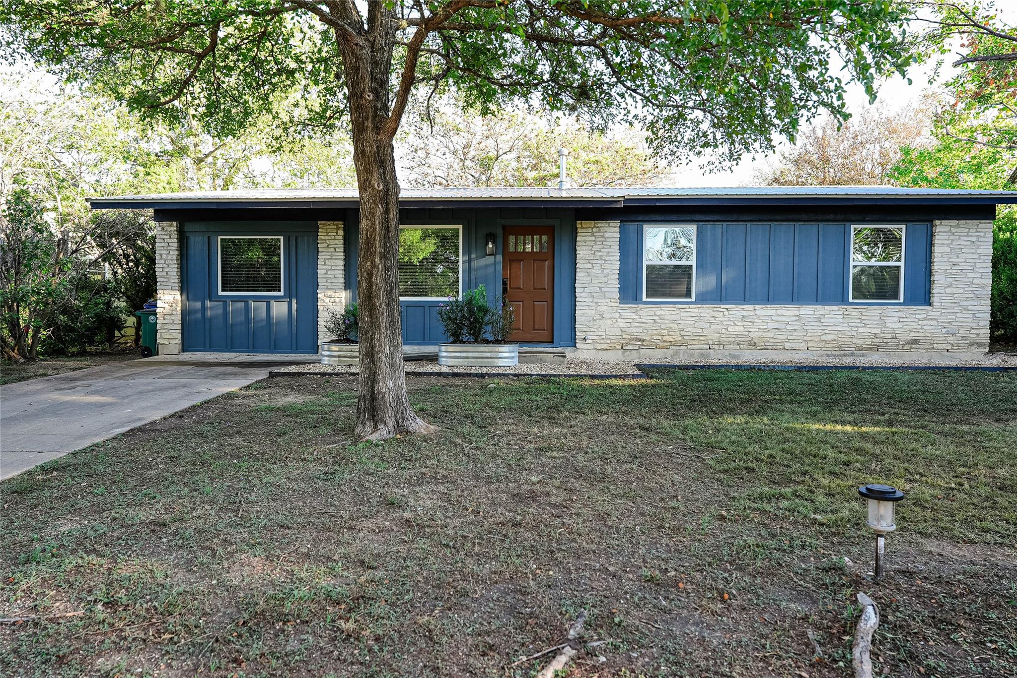 204 Chippendale Ave, Austin, TX 78745