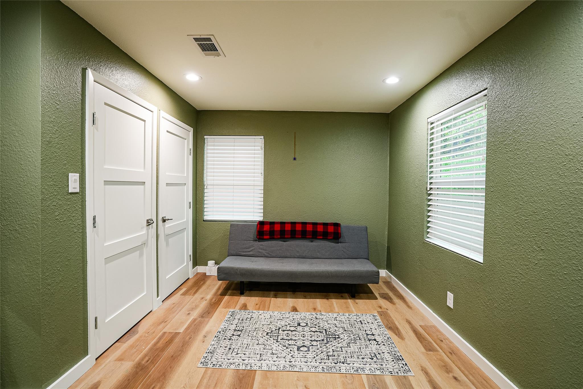 204 Chippendale Ave, Austin, TX 78745