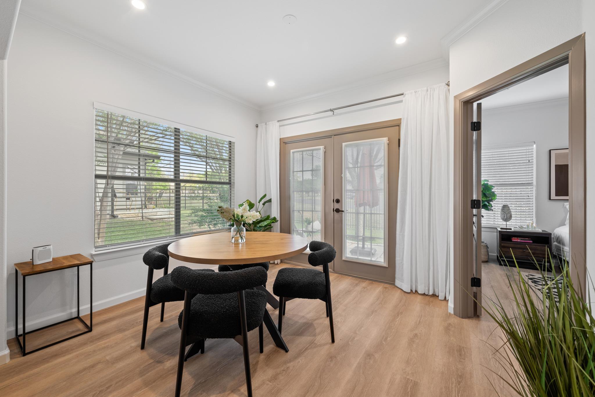 6801 Beckett Rd # 106L, Austin, TX 78749