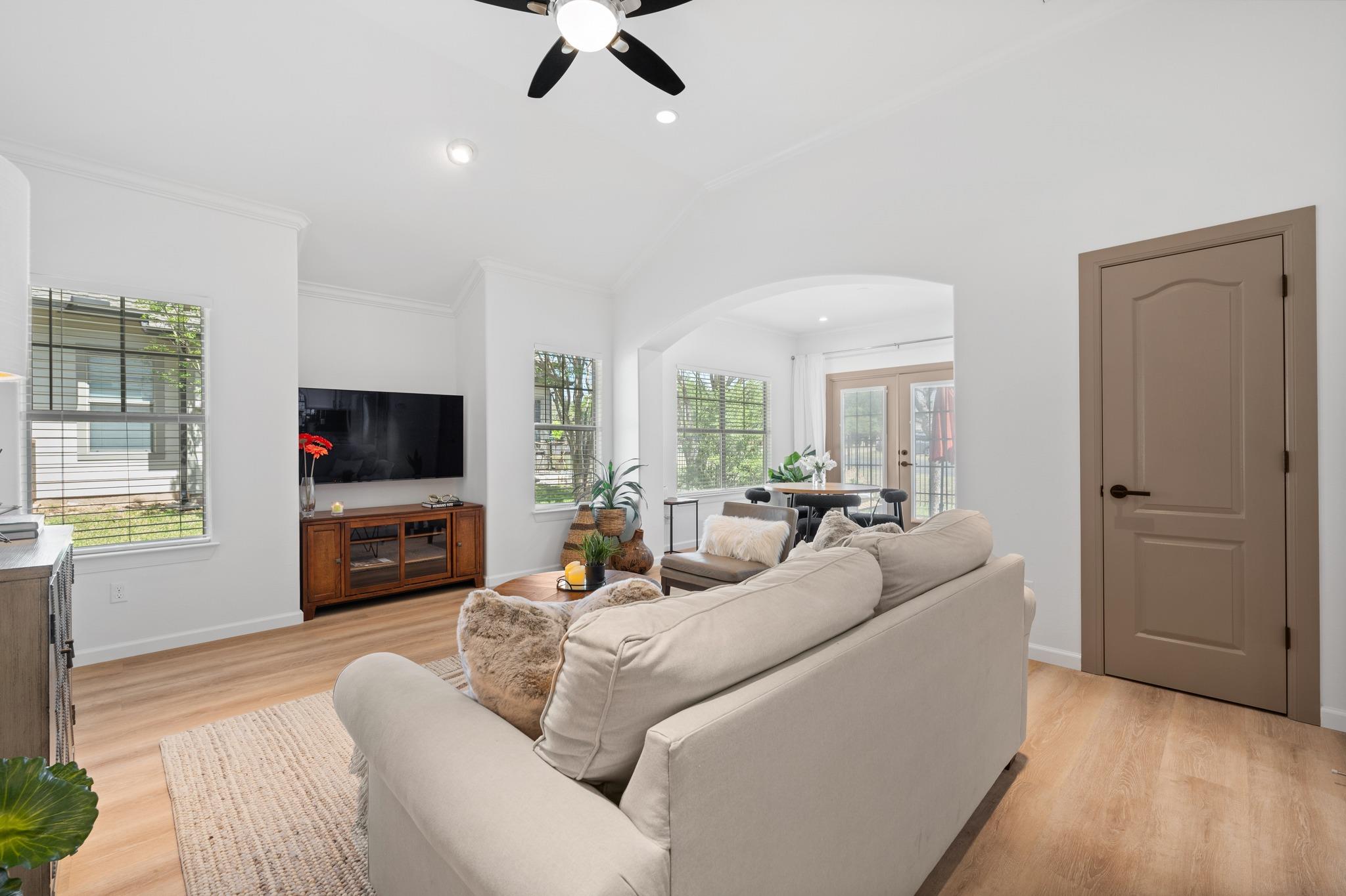 6801 Beckett Rd # 106L, Austin, TX 78749