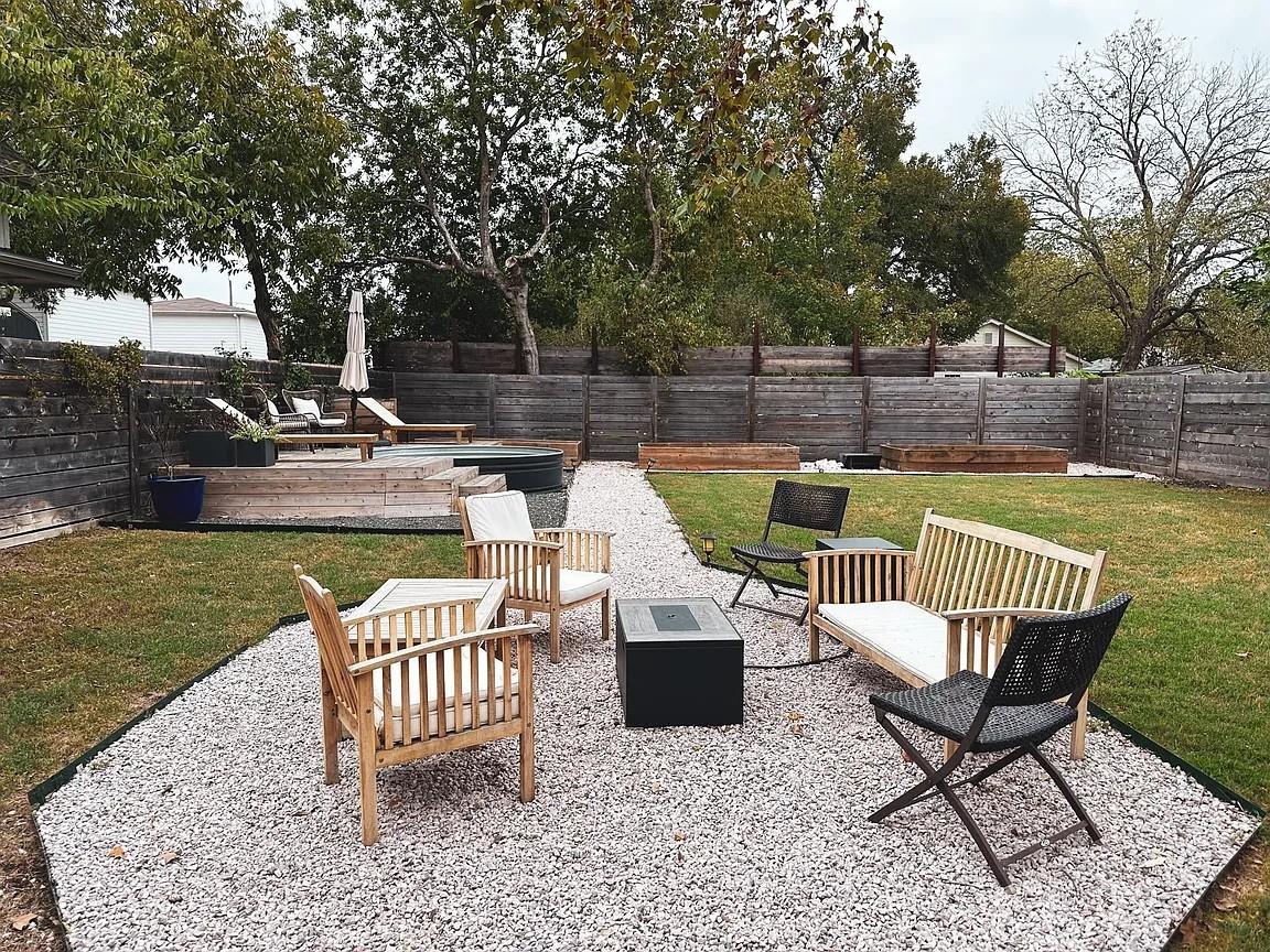 4405 Banister Ln # B, Austin, TX 78745