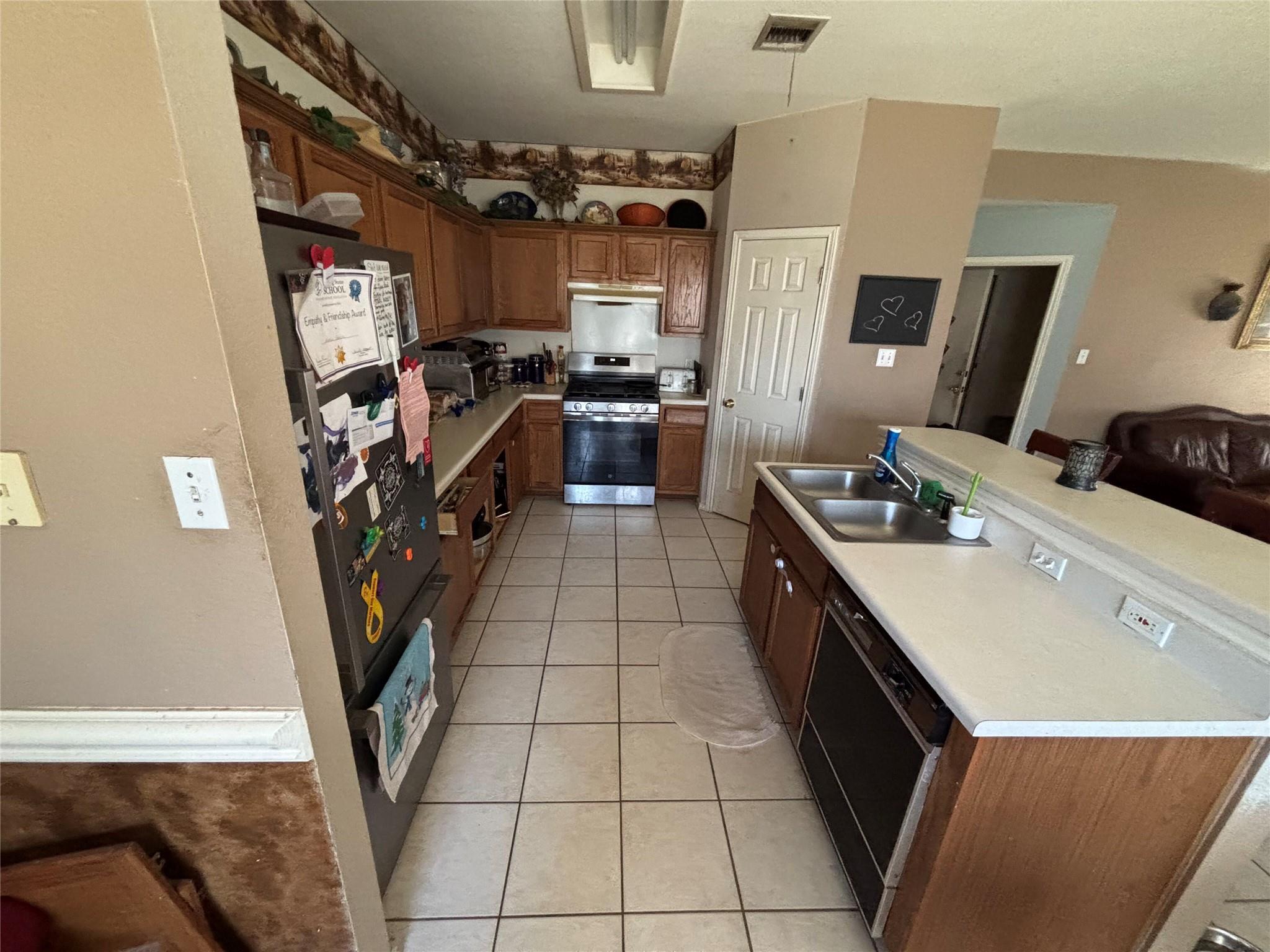 15733 Cadoz Dr, Austin, TX 78728