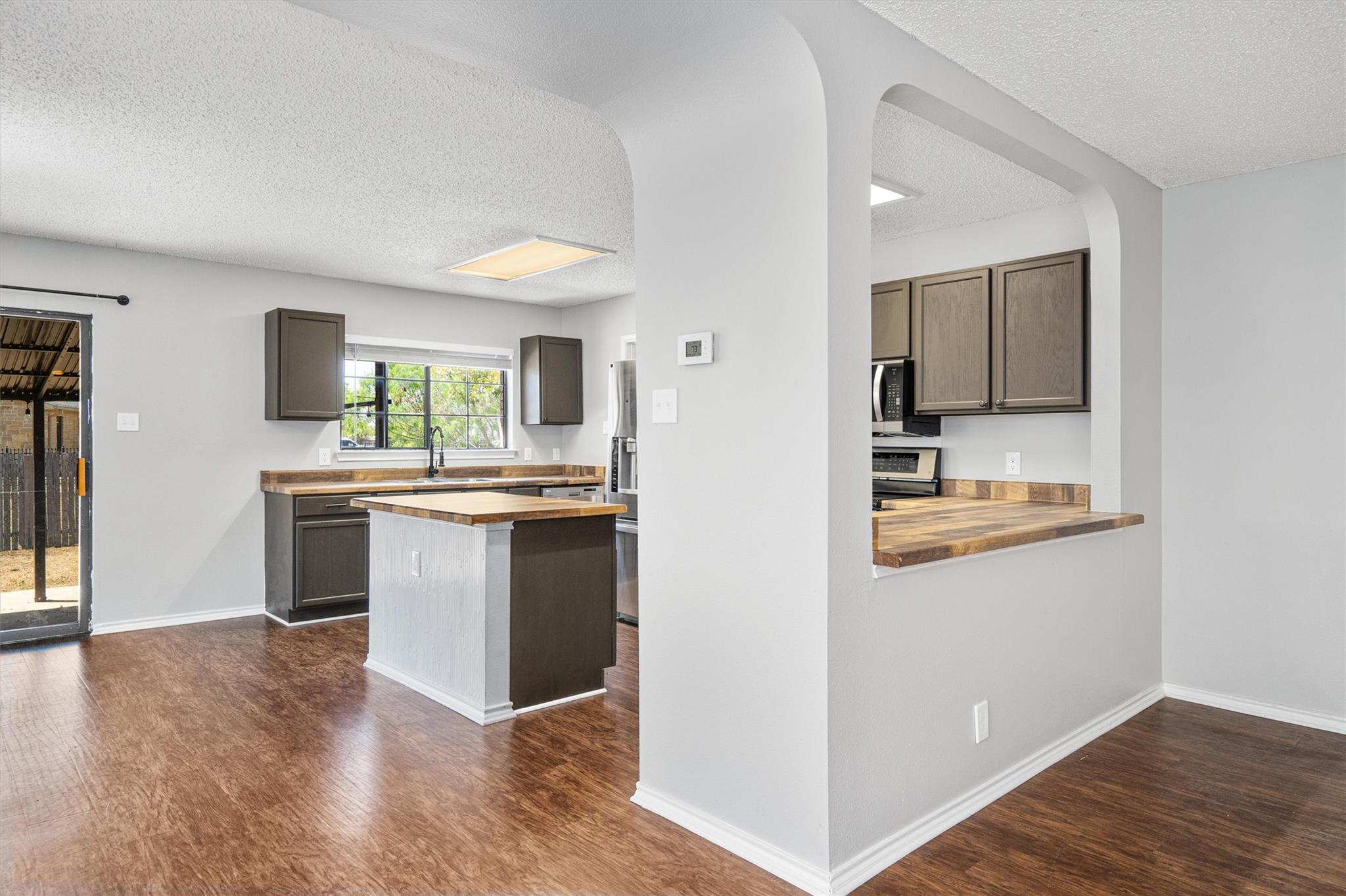 1082 Stone Holw, New Braunfels, TX 78130