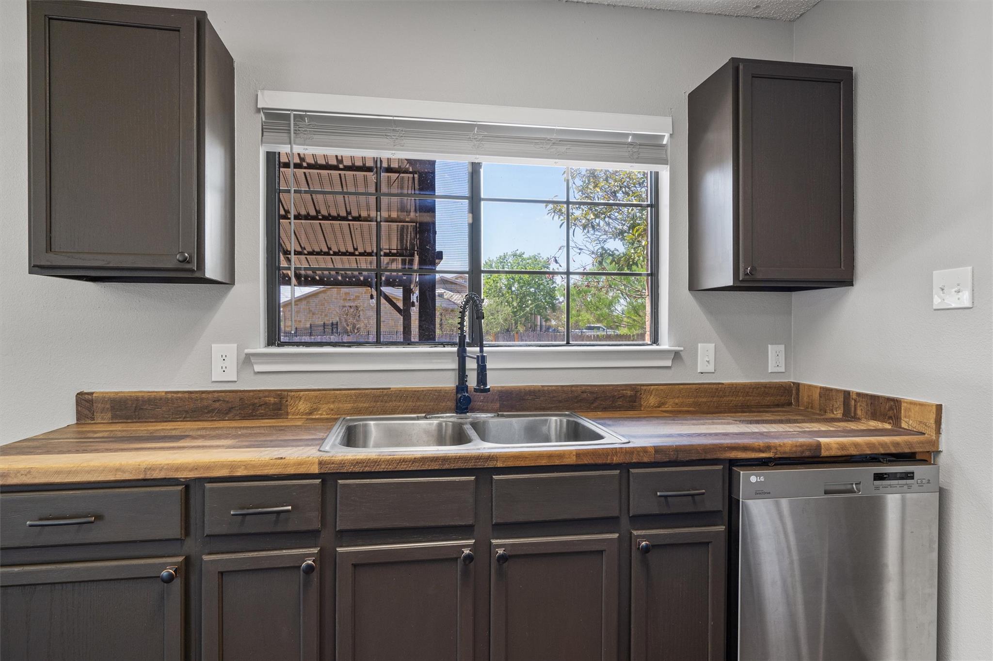 1082 Stone Holw, New Braunfels, TX 78130