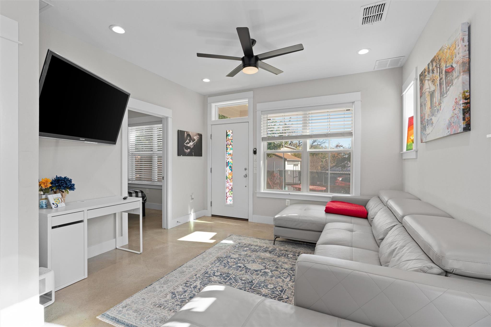 1809 Chestnut Ave # 2, Austin, TX 78702