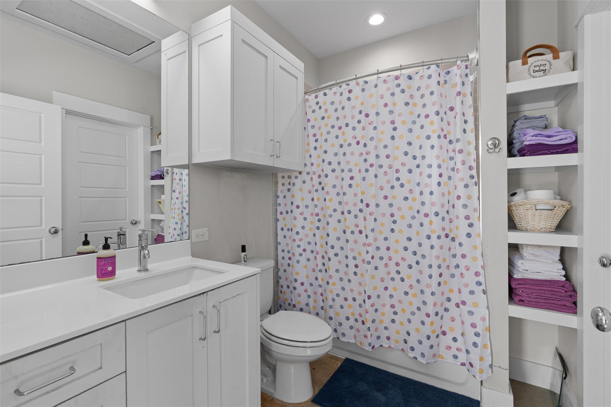 1809 Chestnut Ave # 2, Austin, TX 78702